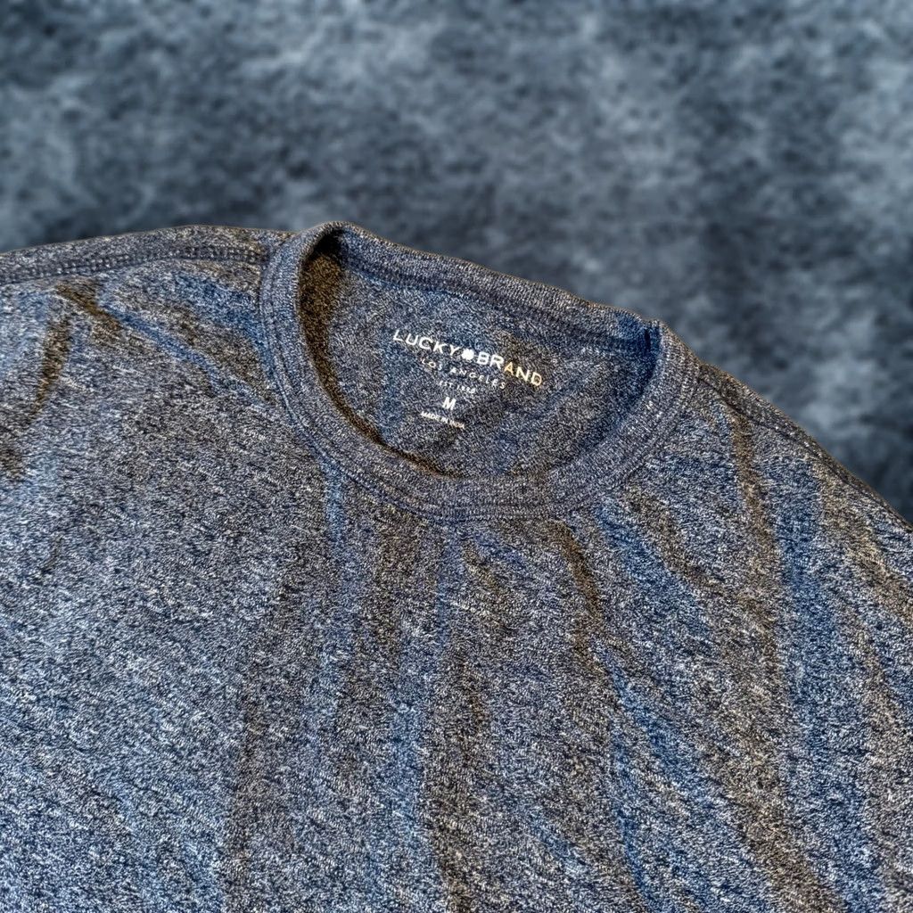 Lucky Brand Lucky Brand Long Sleeve Crewneck T Shirt Mens Medium Blue Heathered Cotton Blend Size US M / EU 48-50 / 2 - 1 Thumbnail