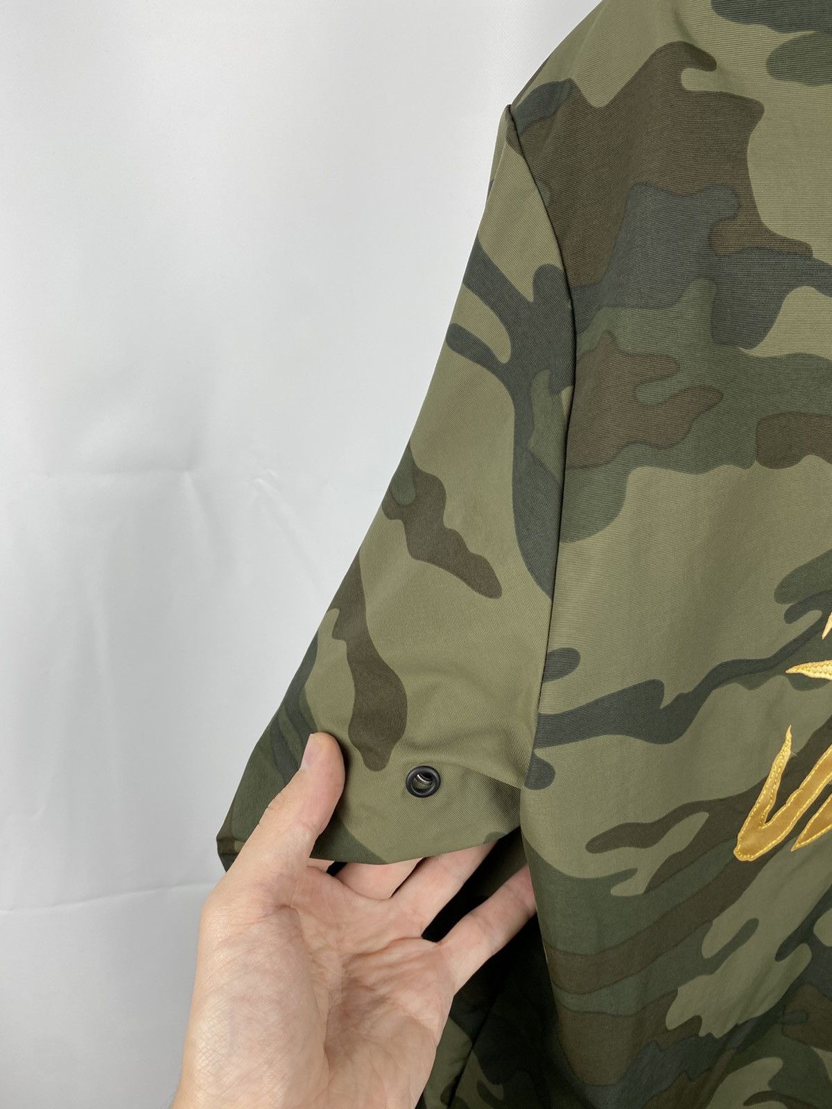 Run The Jewels Run The Jewels Daylight Curfew Nylon Jacket Camo Rare size L Size US L / EU 52-54 / 3 - 10 Thumbnail