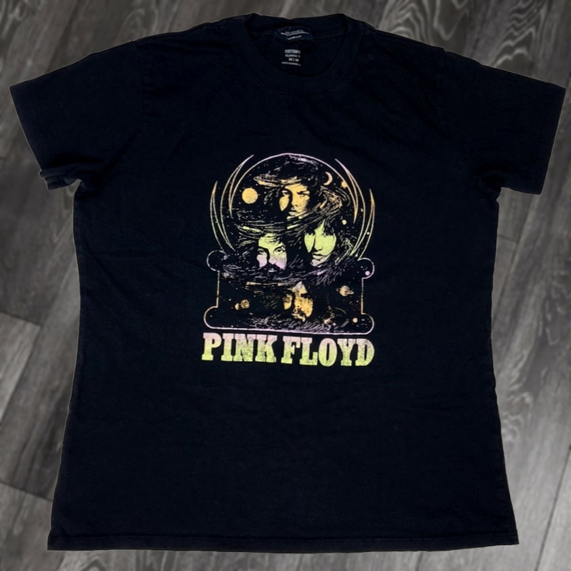 Vintage VINTAGE Pink Floyd Graphic T-shirt Women Medium Black Short Sleeve Music Size M / US 6-8 / IT 42-44 - 1 Thumbnail