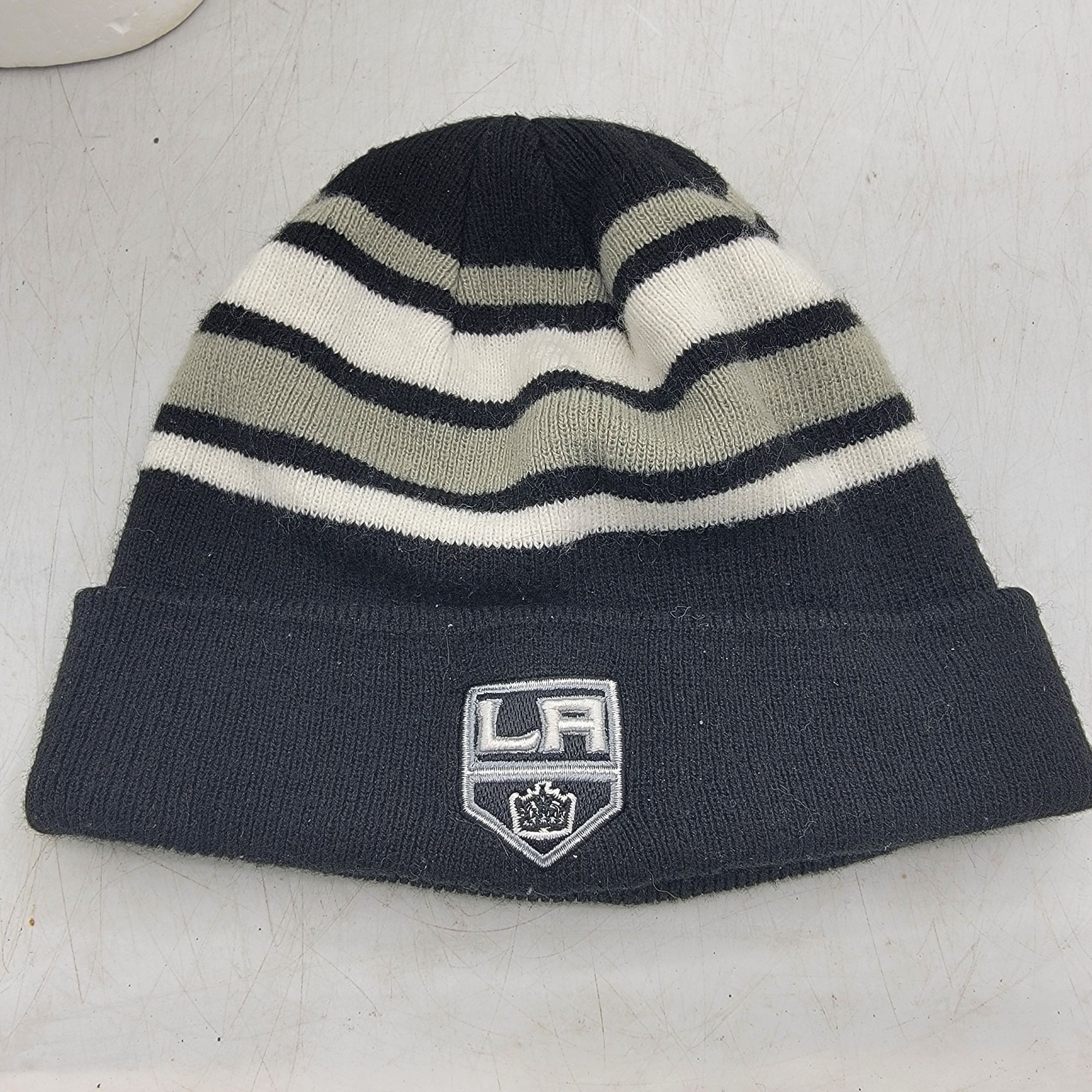 NHL Los Angeles Kings Striped Cuffed Beanie Hat Winter Warm Outd Size ONE SIZE - 1 Thumbnail