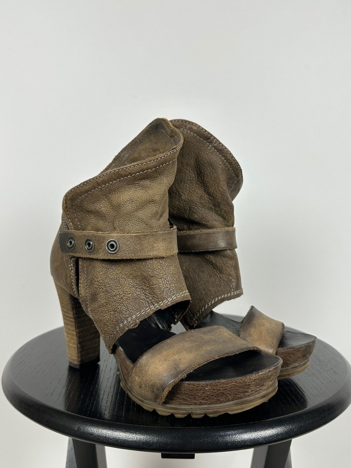 A.S.98 A.S.98 Airstep Brown Leather Ankle Strap Sandals Heels Size US 7 / IT 37 - 9 Thumbnail