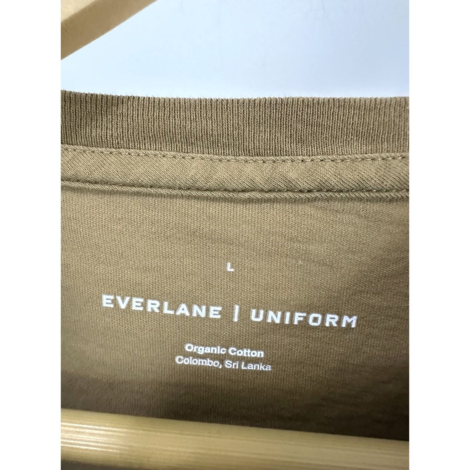 Everlane Everlane Uniform Embroidered Logo T-Shirt Mens Brown Organic Cotton T-Shirt L Size US L / EU 52-54 / 3 - 3 Thumbnail