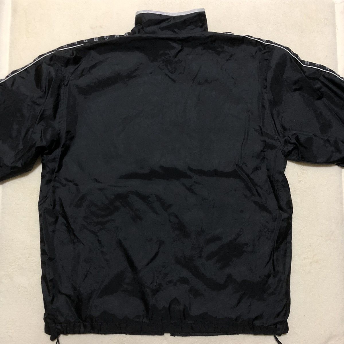 Benetton × Formula 1 Vintage Benetton Formula 1 Side Tape Light Jacket Size US L / EU 52-54 / 3 - 8 Thumbnail