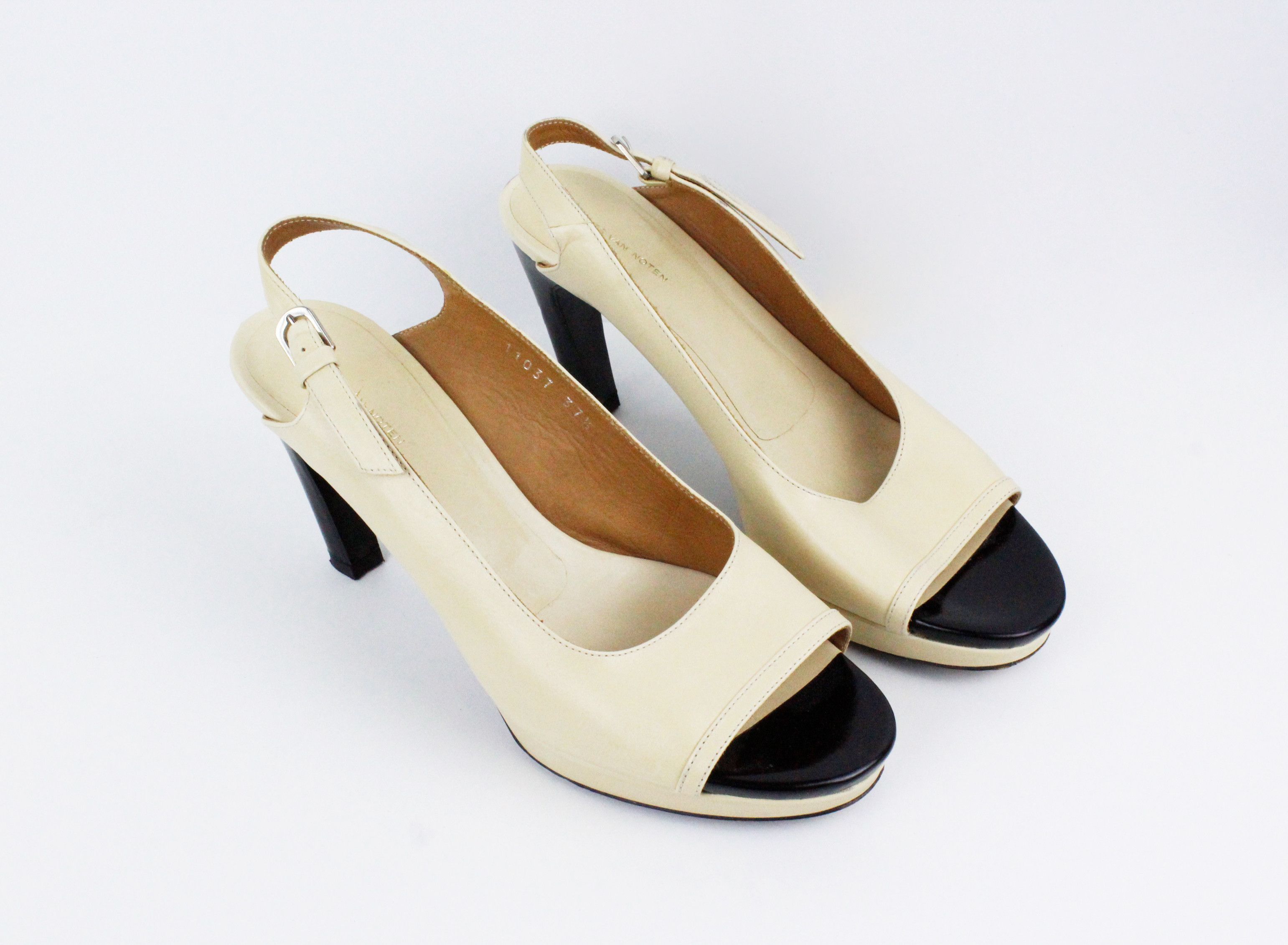 Dries Van Noten Dries Van Noten Beige Leather Open Toe Pumps Shoes Size US 7.5 / IT 37.5 - 1 Thumbnail