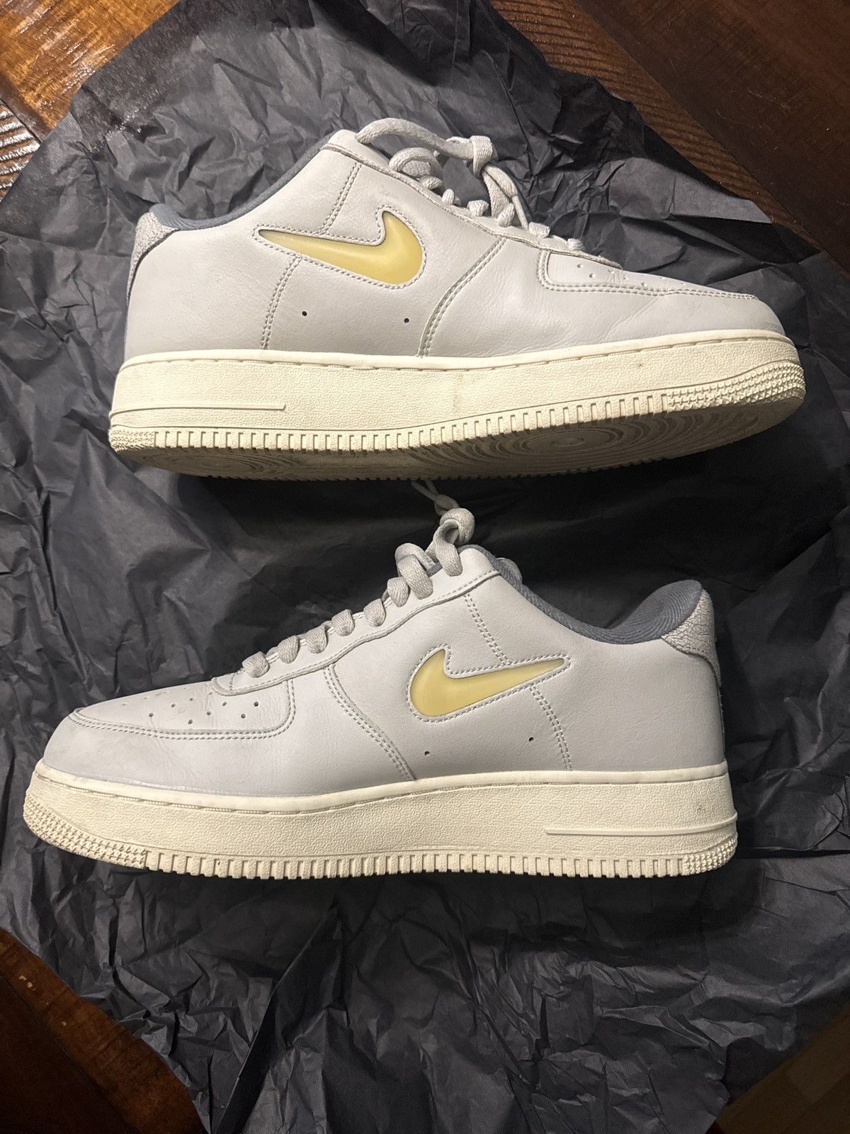 image of Nike Air Force I Shoes in Grey, Men's (Size 9)