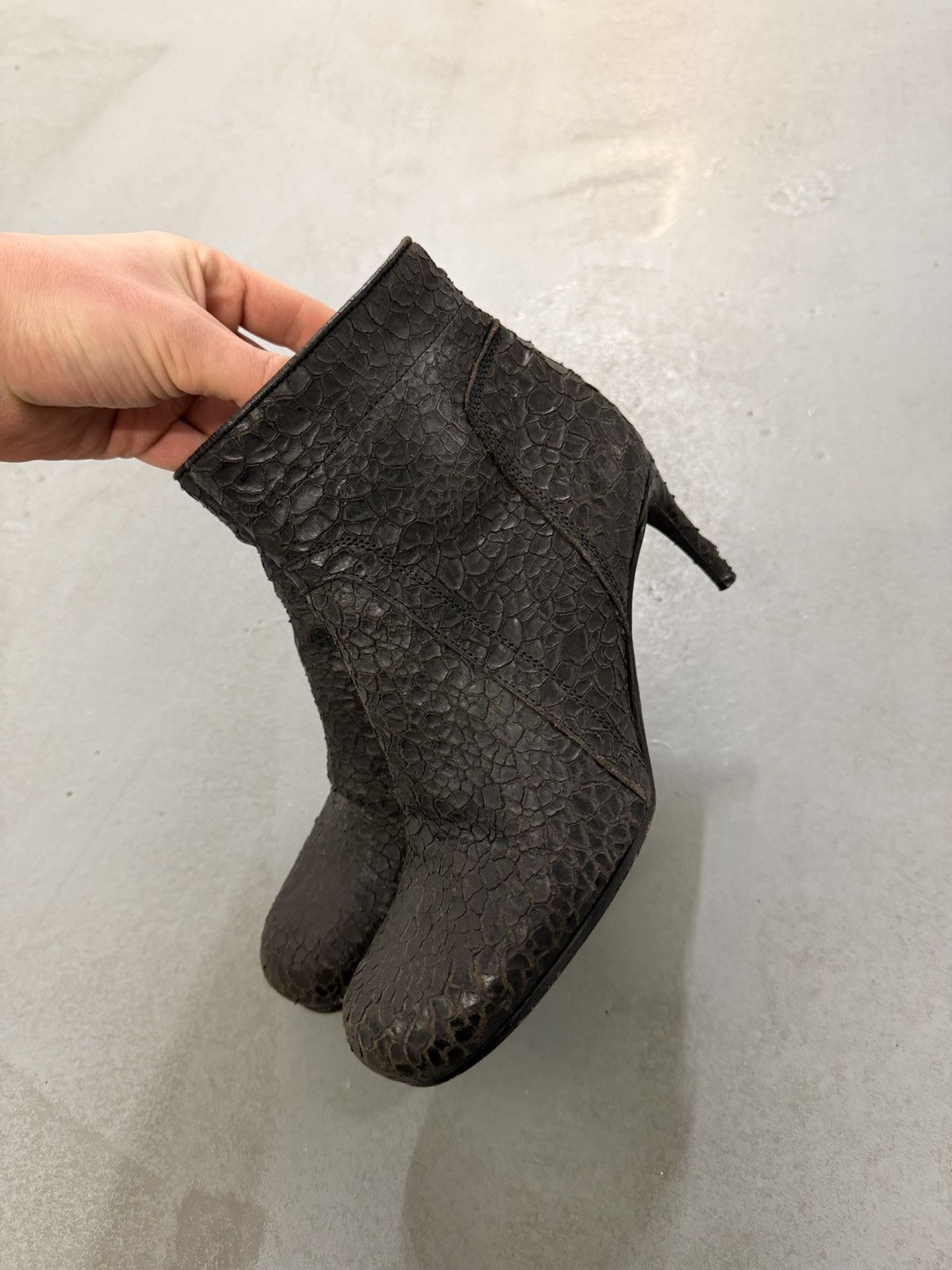 Rick Owens Rick Owens Vintage Textured Leather Heeled Ankle Boots Size US 6 / IT 36 - 2 Thumbnail