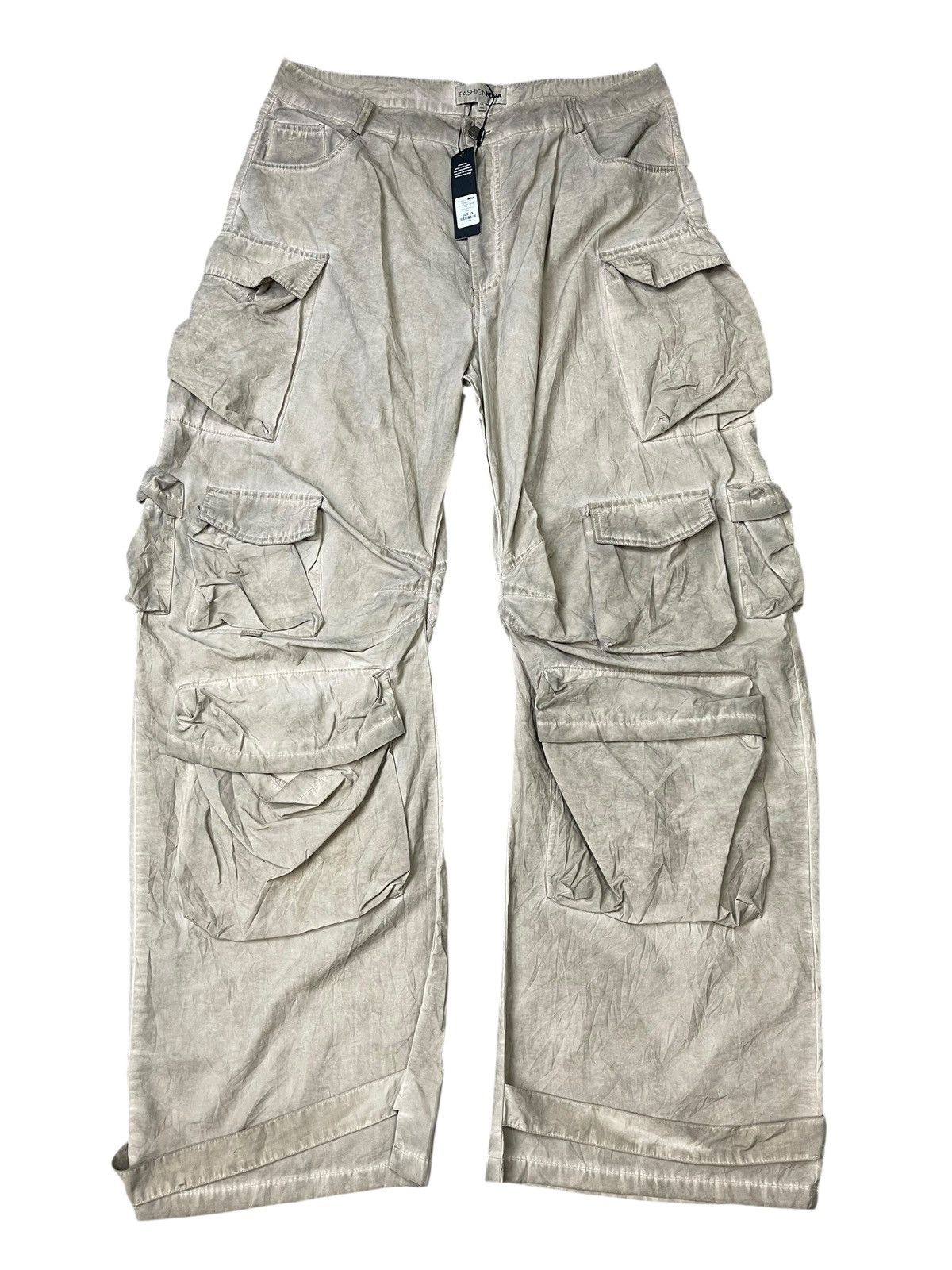Fashion Nova Fashion Nova 10 Pocket Cargo Pant Streetwear Size US 38 / EU 54 - 1 Thumbnail