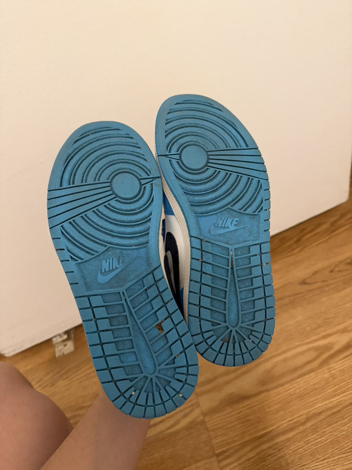 Jordan Brand Jordan 1 low unc Size US 8 / EU 41 - 7 Thumbnail