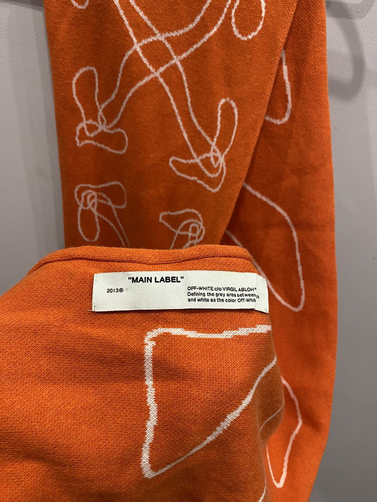Off-White × Virgil Abloh Off White Virgin Abloh Abstract Arrow Scarf Size ONE SIZE - 3 Thumbnail