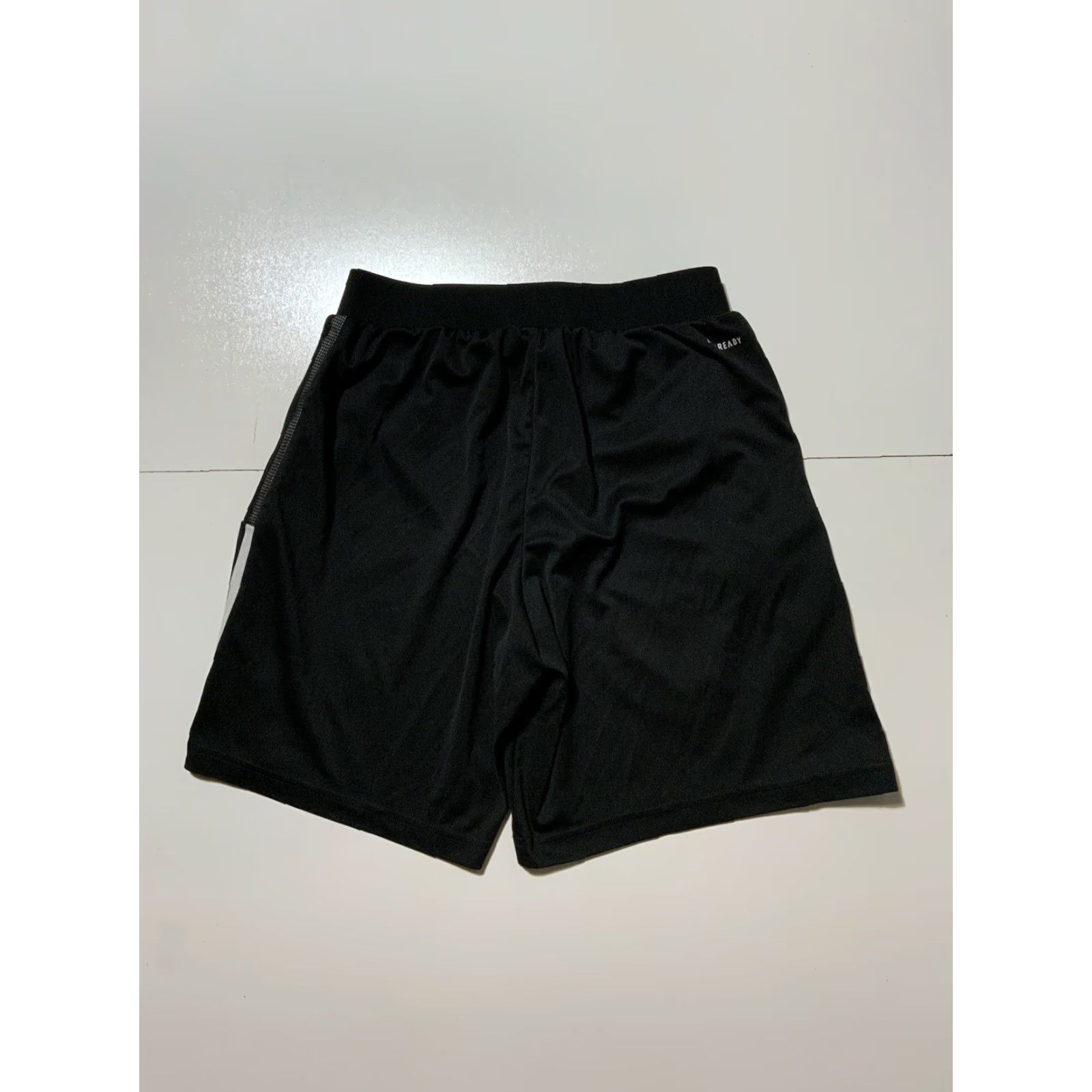 Adidas Adidas X Undefeated Los Angeles Junior Kings Hockey 8” Inseam Black Shorts Sz. M Size US 33 - 3 Thumbnail