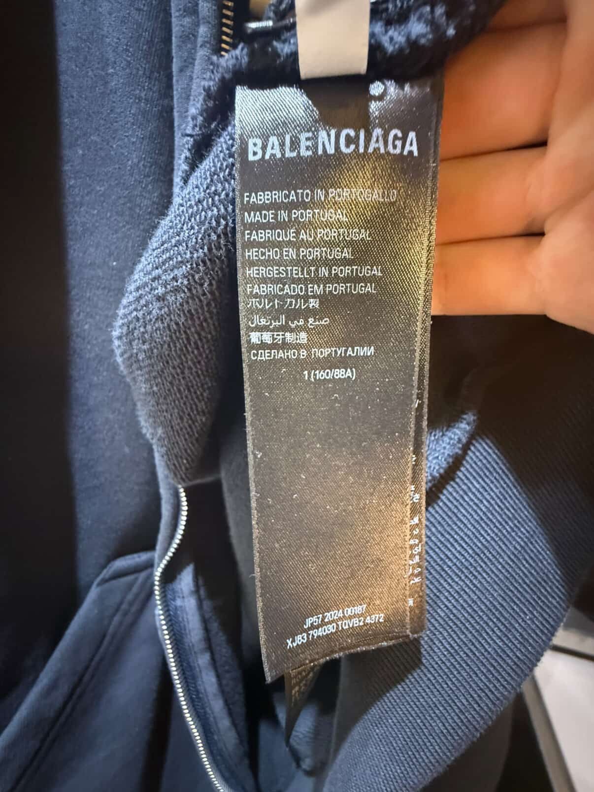 Balenciaga Balenciaga Incognito Hoodie Size US S / EU 44-46 / 1 - 4 Thumbnail