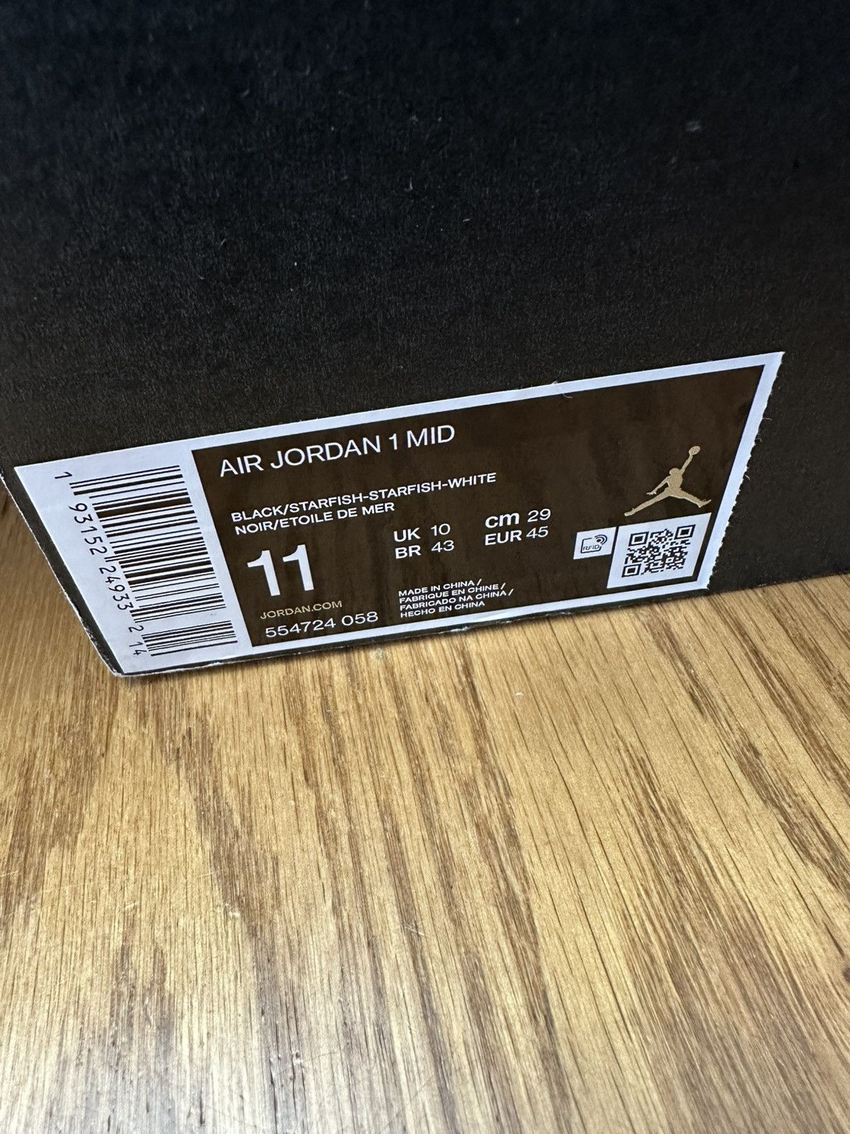 Jordan Brand × Nike Jordan 1 Shattered Backboard Retro Mid Size US 11 / EU 44 - 7 Thumbnail