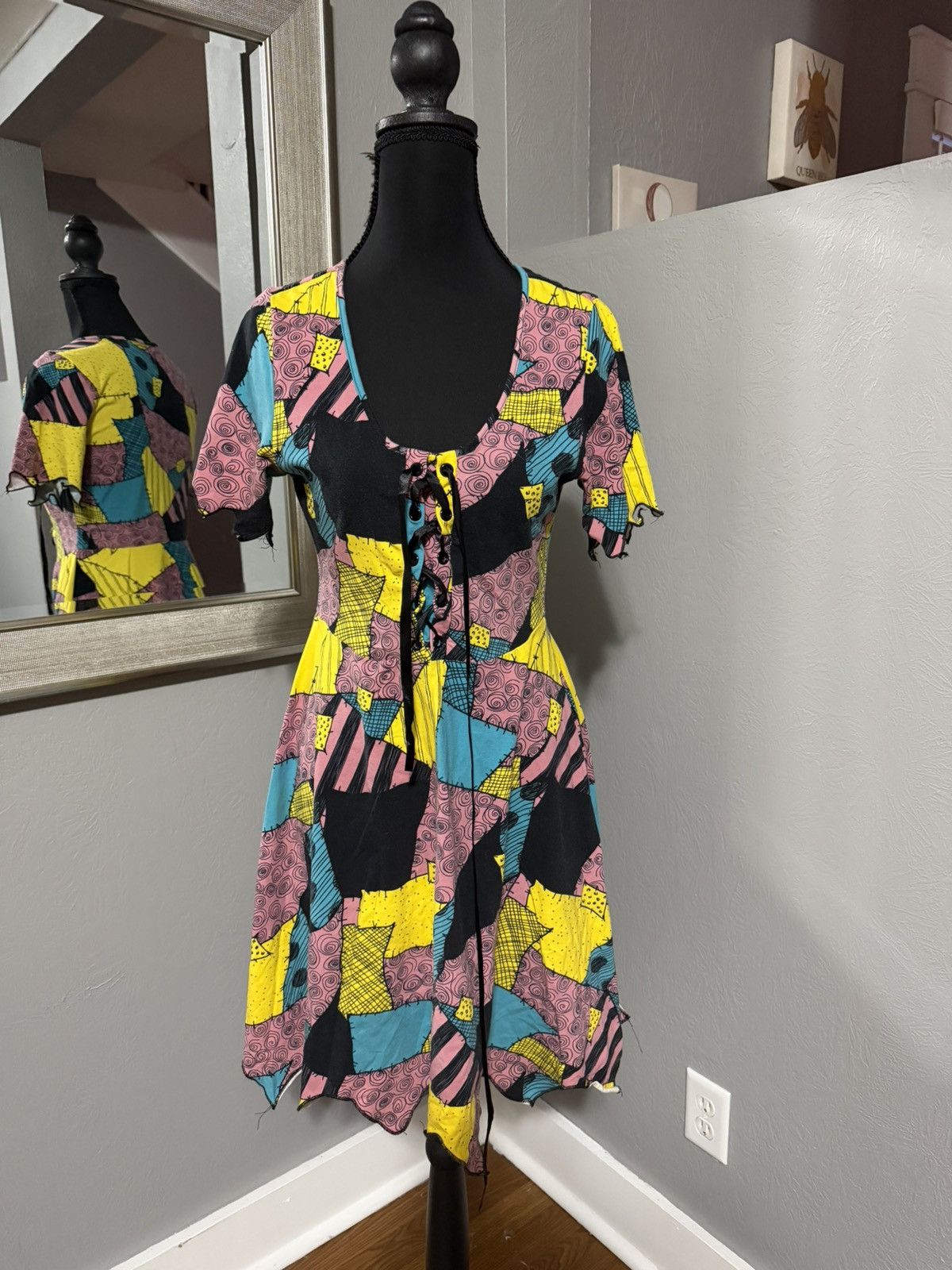 Disney Disney Nightmare Before Christmas Patchwork Jagged Dress M Size M / US 6-8 / IT 42-44 - 1 Thumbnail