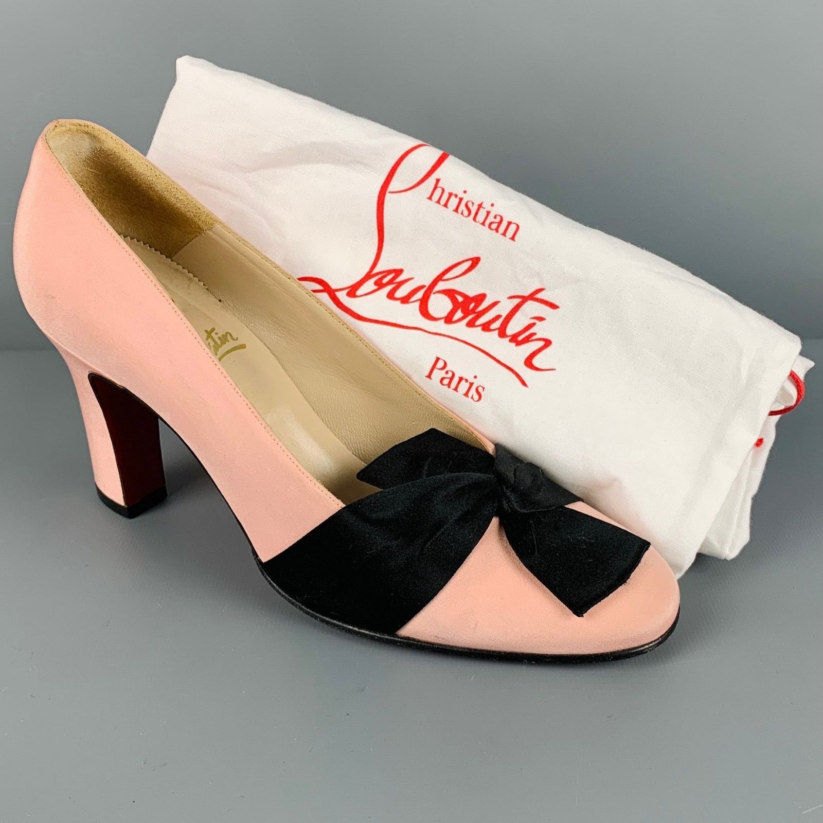 Christian Louboutin CHRISTIAN LOUBOUTIN Size 7.5 Pink Black Bow Pumps Size US 7.5 / IT 37.5 - 7 Thumbnail