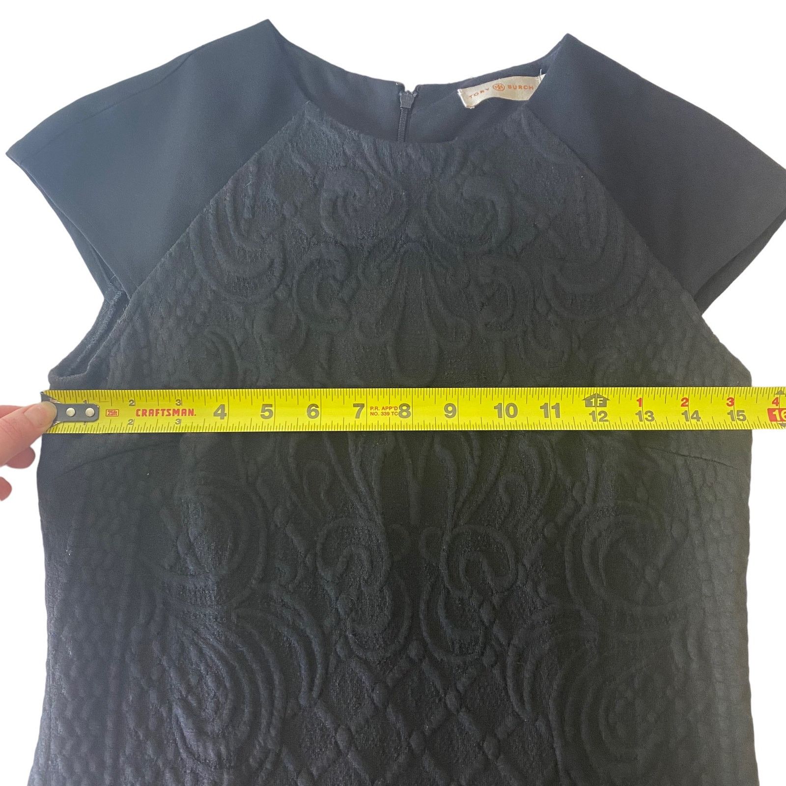 Tory Burch TORY BURCH Kiersten Black Embossed Knee Length Dress Size S / US 4 / IT 40 - 5 Thumbnail