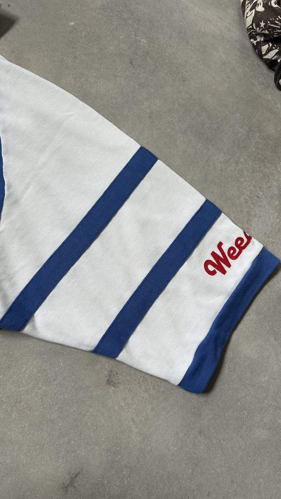 Vintage VINTAGE WEEDS RUGBY FOOTBALL JERSEY Size US M / EU 48-50 / 2 - 4 Thumbnail