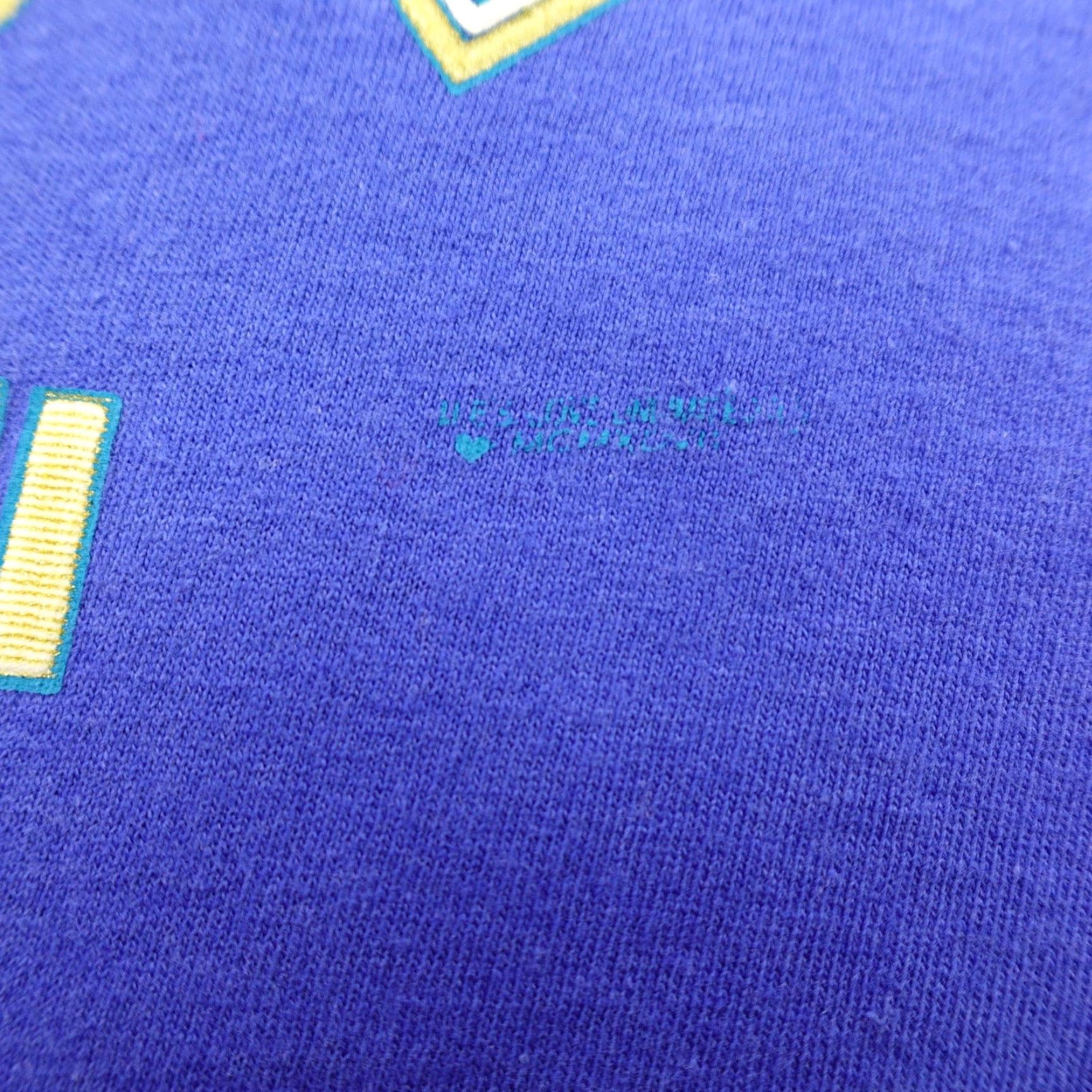 Hanes VINTAGE Honolulu Hawaii Shirt Mens M Blue 90s Shaka Graphic Print Shirt Size US M / EU 48-50 / 2 - 4 Thumbnail