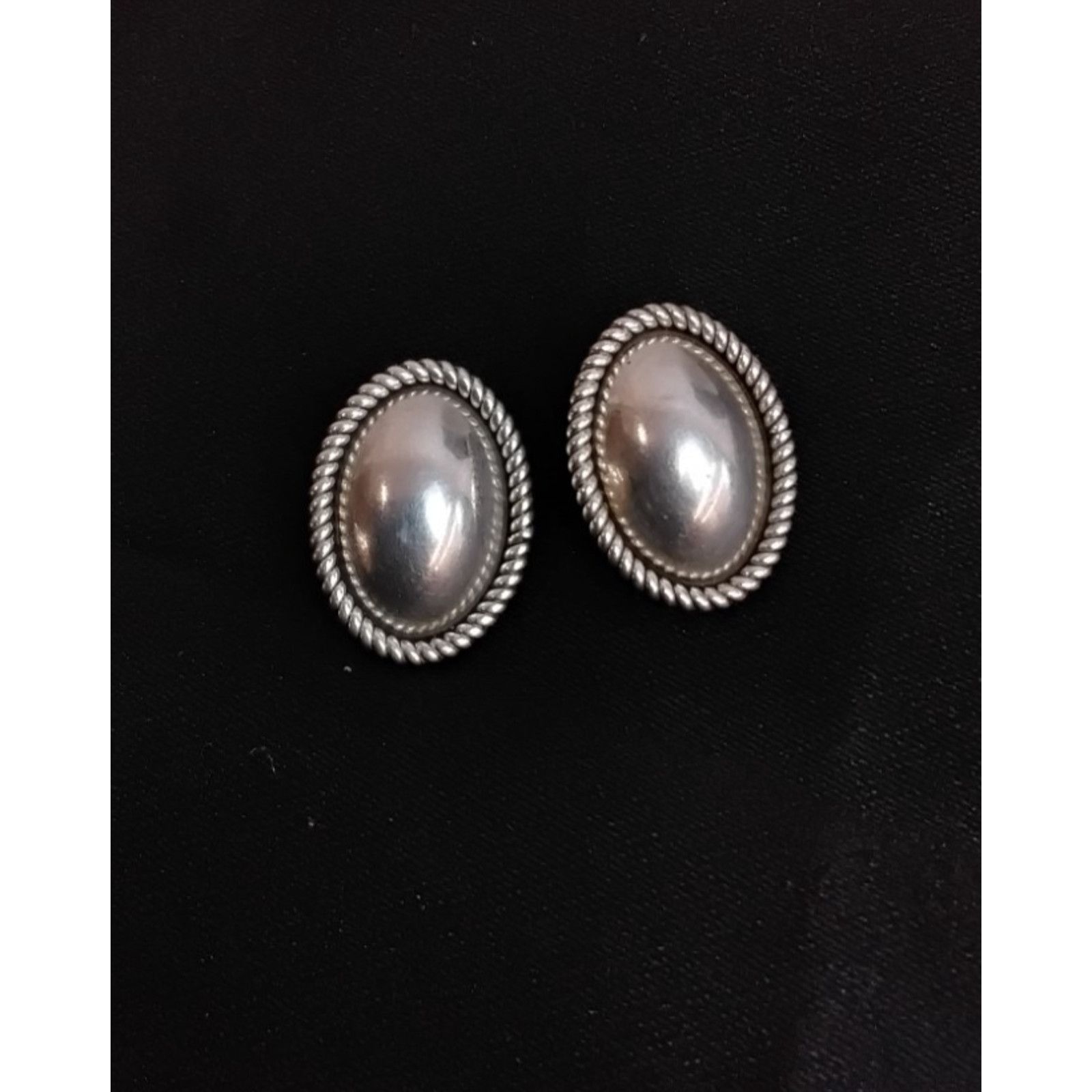 Other Artie Yellowhorse Navajo Earrings Clip On Sterling Silver Size ONE SIZE - 1 Thumbnail