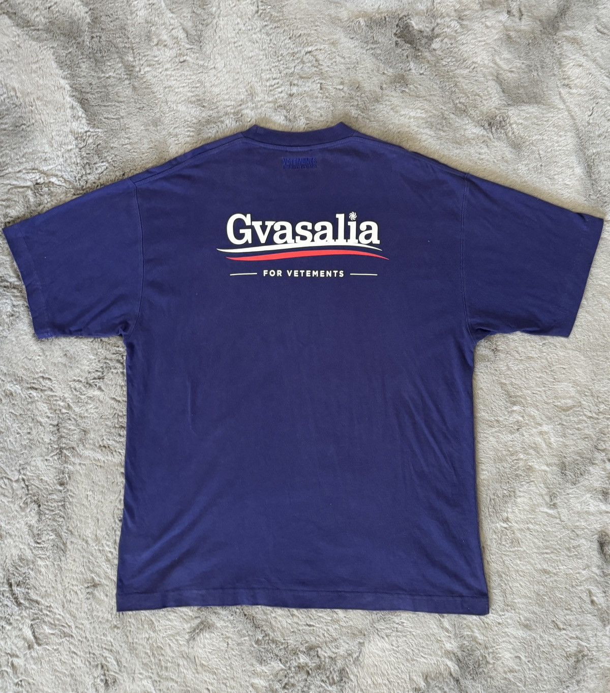 Vetements Gvasalia For Vetements Logo T-Shirt Size US S / EU 44-46 / 1 - 10 Thumbnail