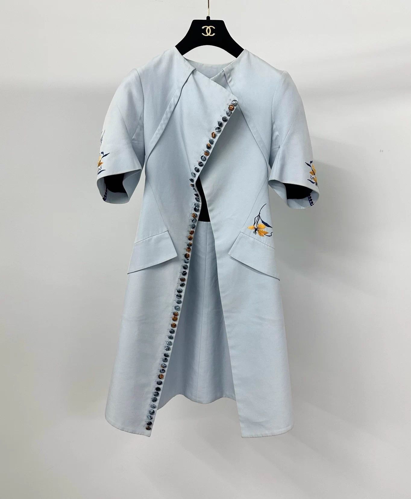 Dior Dior Heavy Floral Embroidery Coatdress FR36 Size XS / US 0-2 / IT 36-38 - 1 Thumbnail