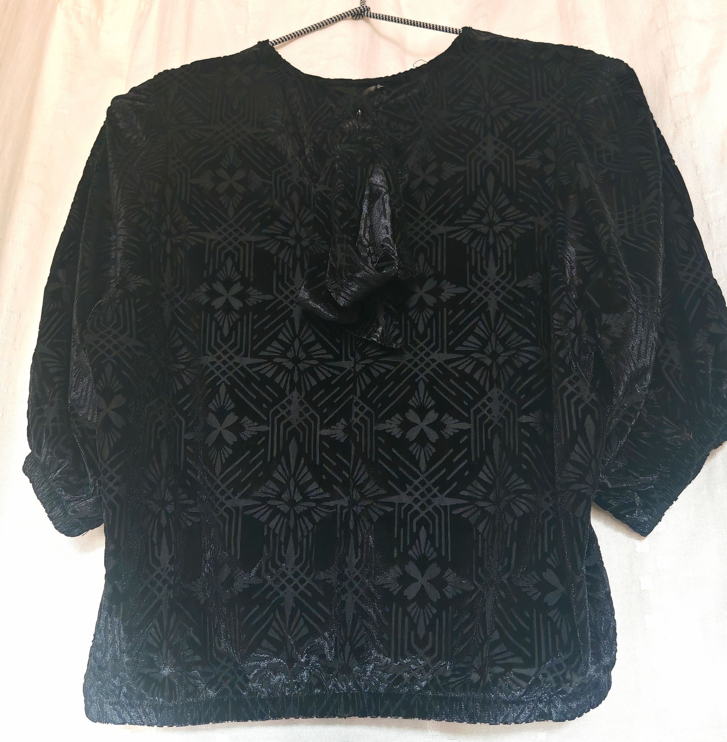 Cotton Club × Designer × Vintage Rare Vintage Cotton Club Embossed Velvet Top sz S Y2K Size S / US 4 / IT 40 - 7 Thumbnail
