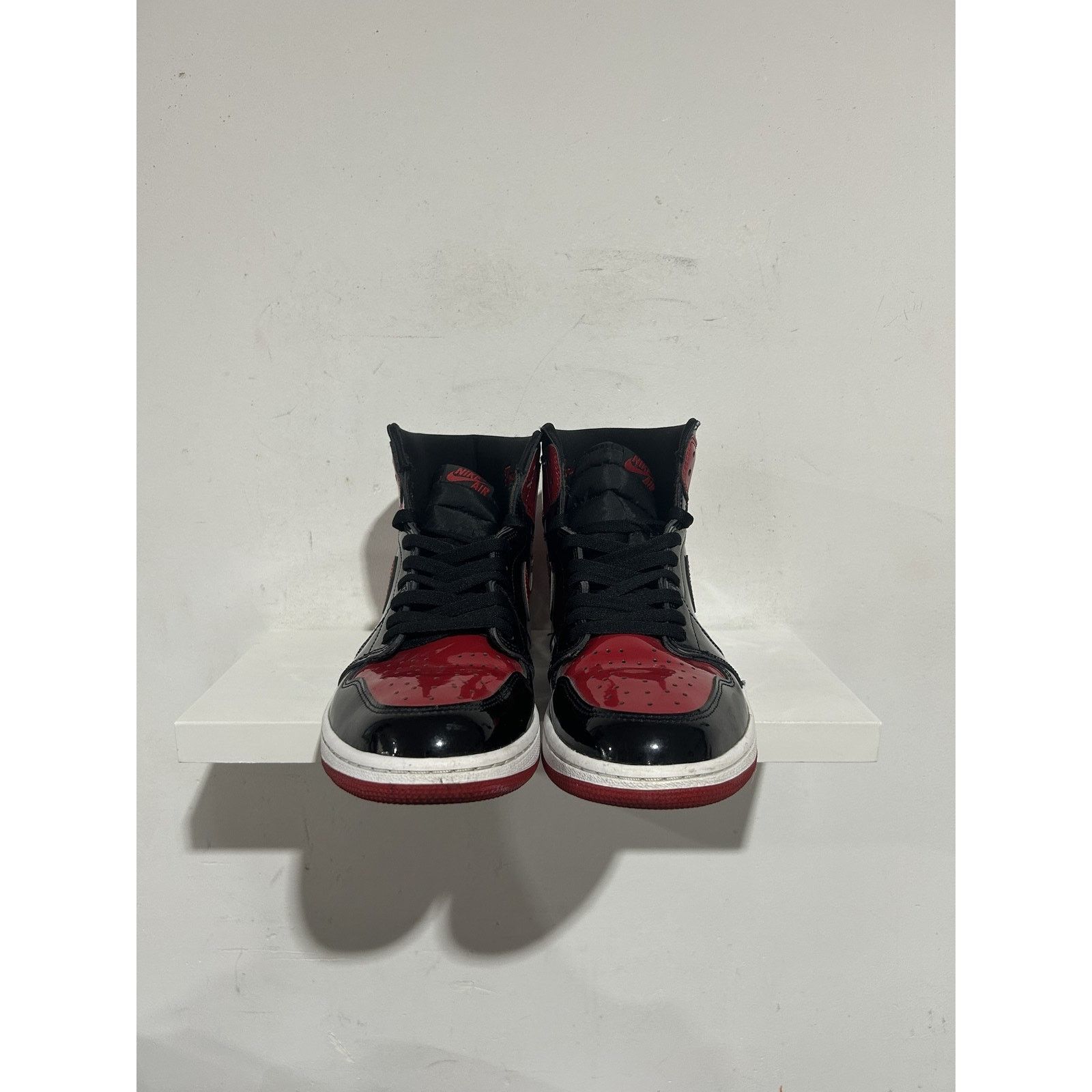 Jordan Brand JORDAN 1 PATENT BRED SIZE 11.5 PREOWNED Size US 11.5 / EU 44-45 - 3 Thumbnail