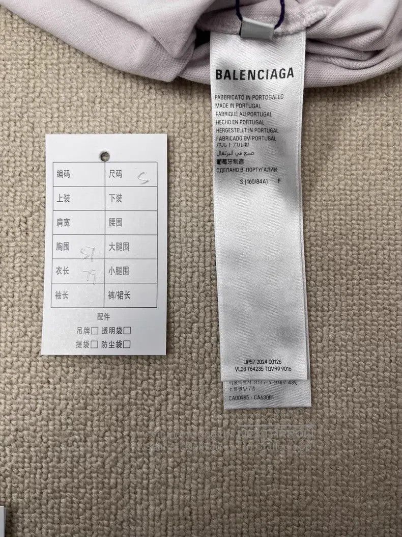 Balenciaga Balenciaga Statue of Liberty Alphabet Printed Short Sleeve Size US S / EU 44-46 / 1 - 6 Thumbnail
