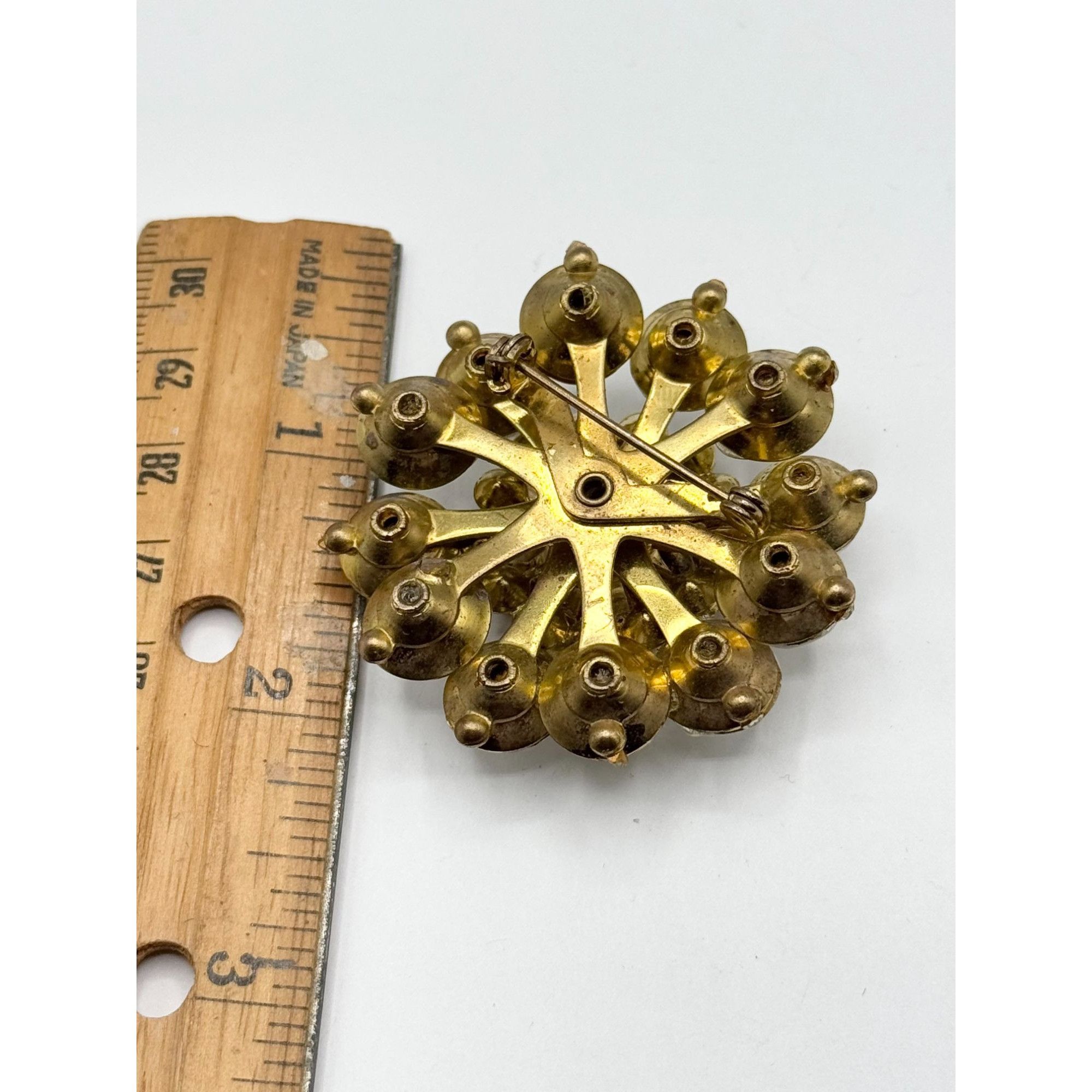 Vintage Vintage glass layered rhinestone flower brooch pin Size ONE SIZE - 4 Thumbnail