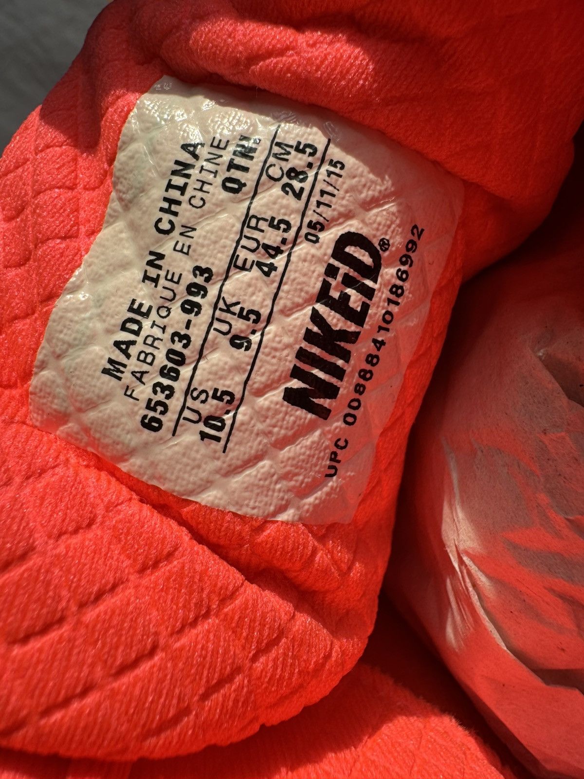 Nike NIKE AIR MAX 1 HYPERFUSE NIKE ID LASER CRIMSON HYPERPUNCH Size US 10.5 / EU 43-44 - 6 Thumbnail