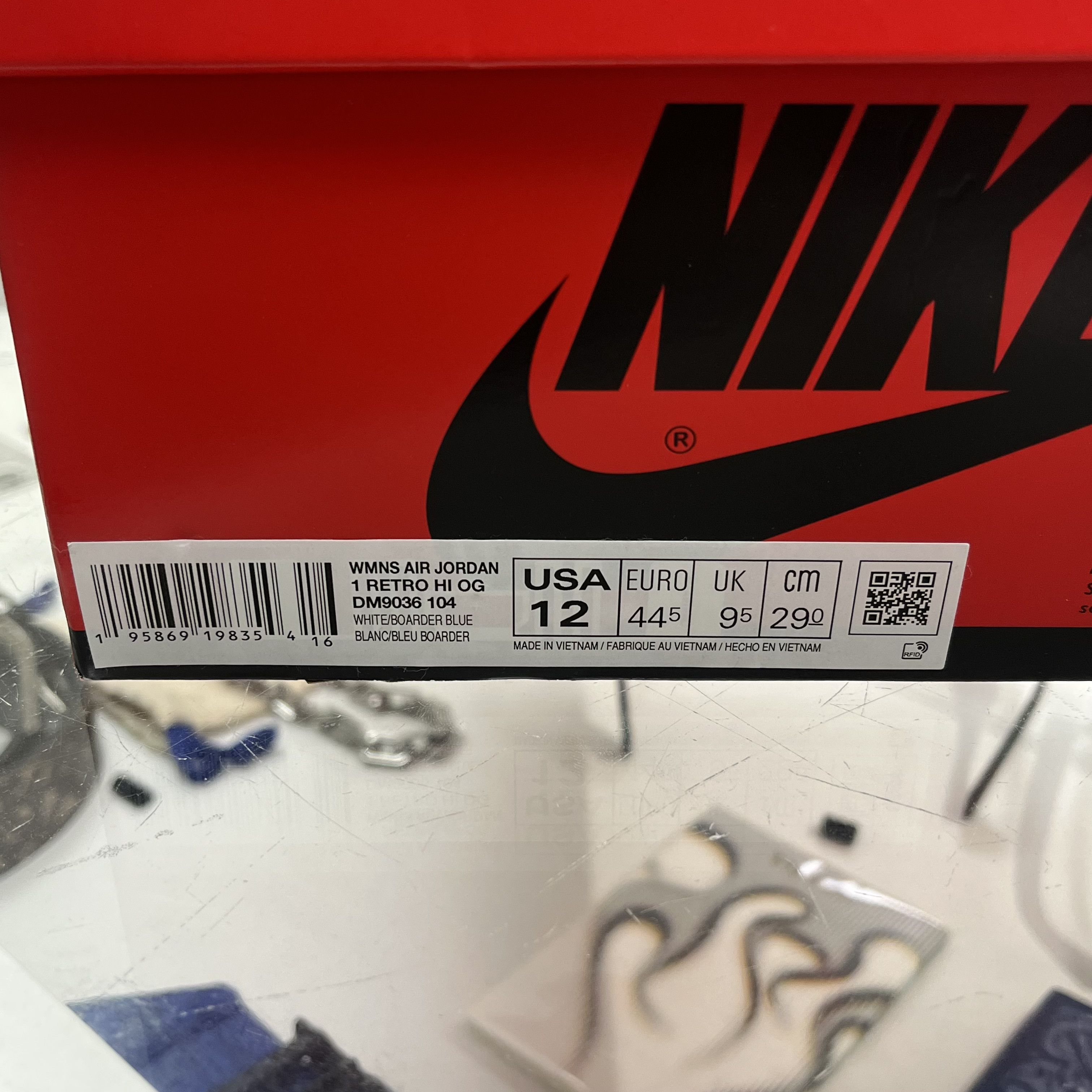 Nike Air Jordan 1 High OG Denim (W) Size US 12 / IT 42 - 9 Thumbnail