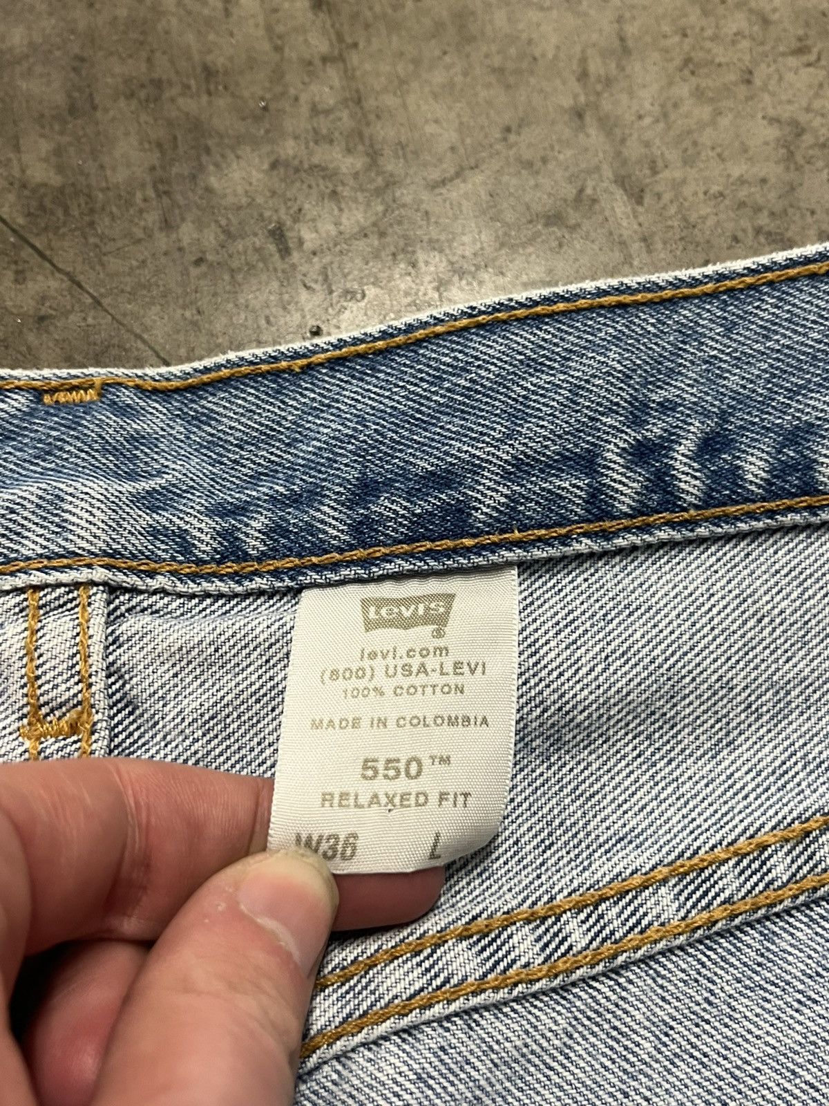 Levi's × Vintage Levi’s vintage 550 jorts baggy skater streetwear hype rare Size US 36 / EU 52 - 9 Thumbnail