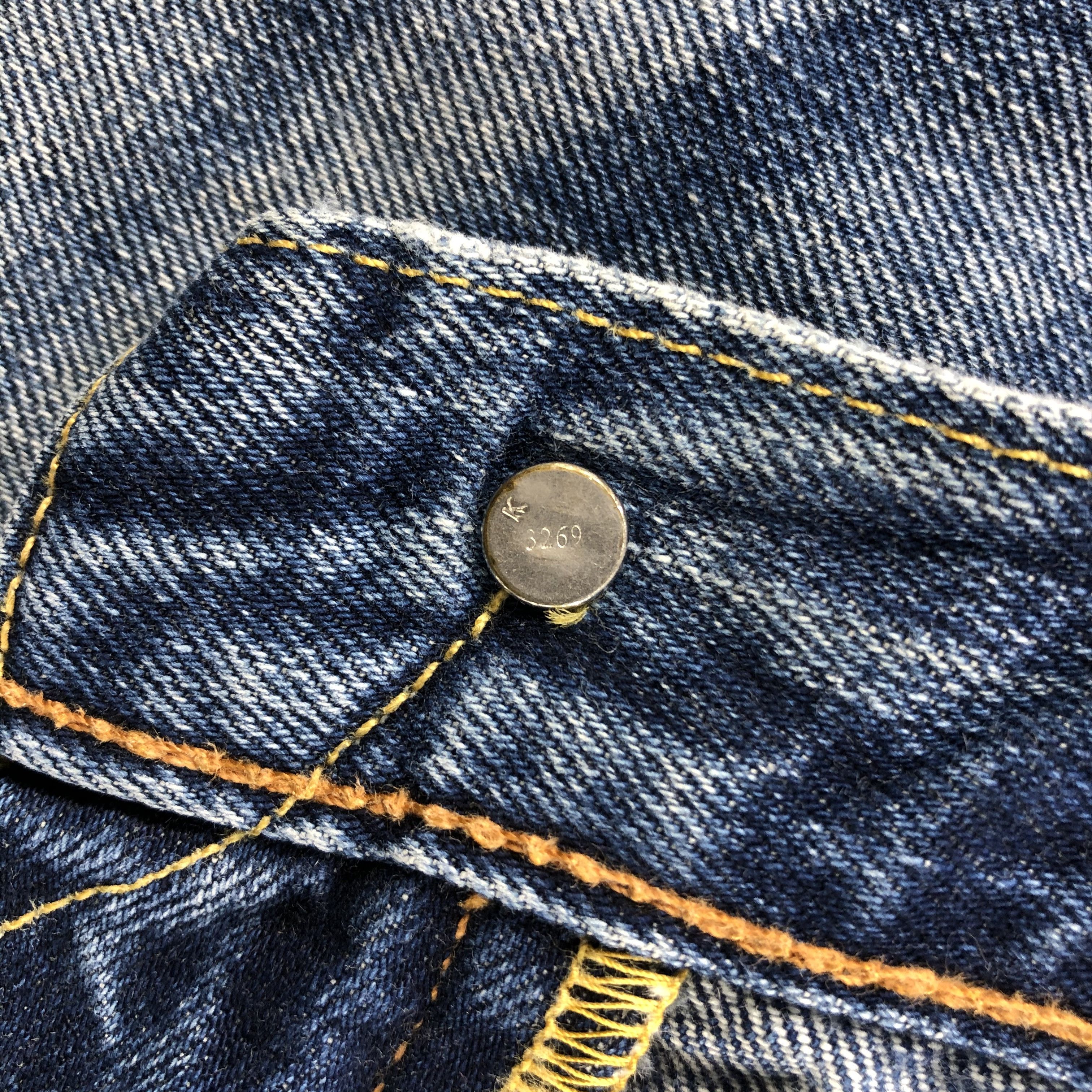 Levi's × Vintage Vintage Blue Wash Levis 505 Jeans-JM2210 Size US 35 - 12 Thumbnail