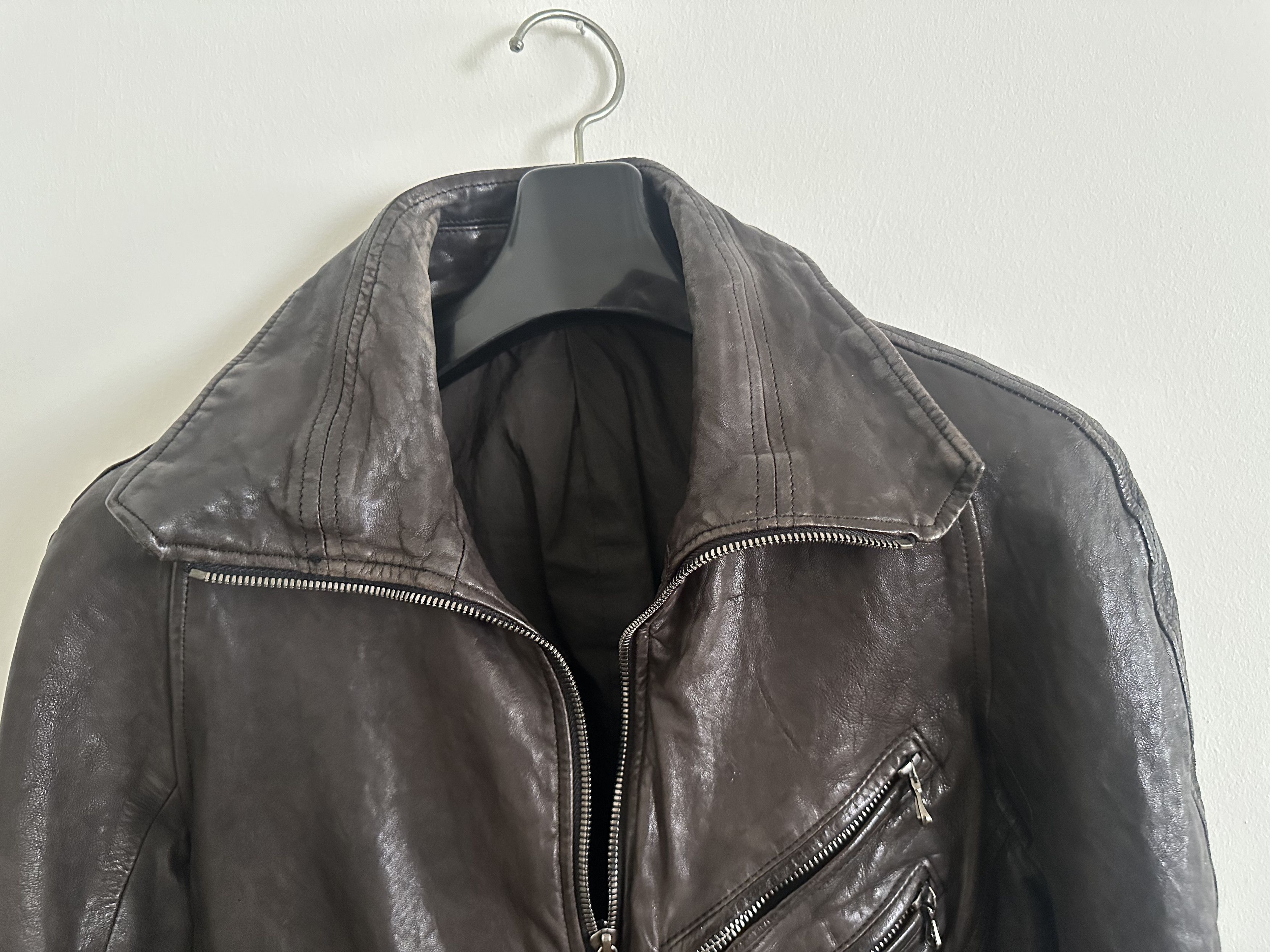 JULIUS Julius Covered High Neck Blouson