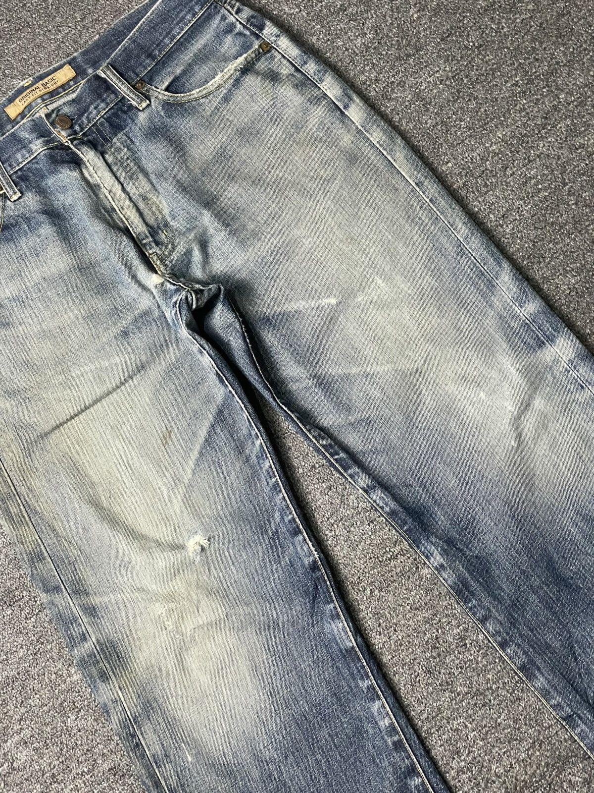 Japanese Brand × Uniqlo × Vintage Uniqlo Original Basic Easy Fit Straight Cut Jeans (134) Size US 33 - 2 Thumbnail