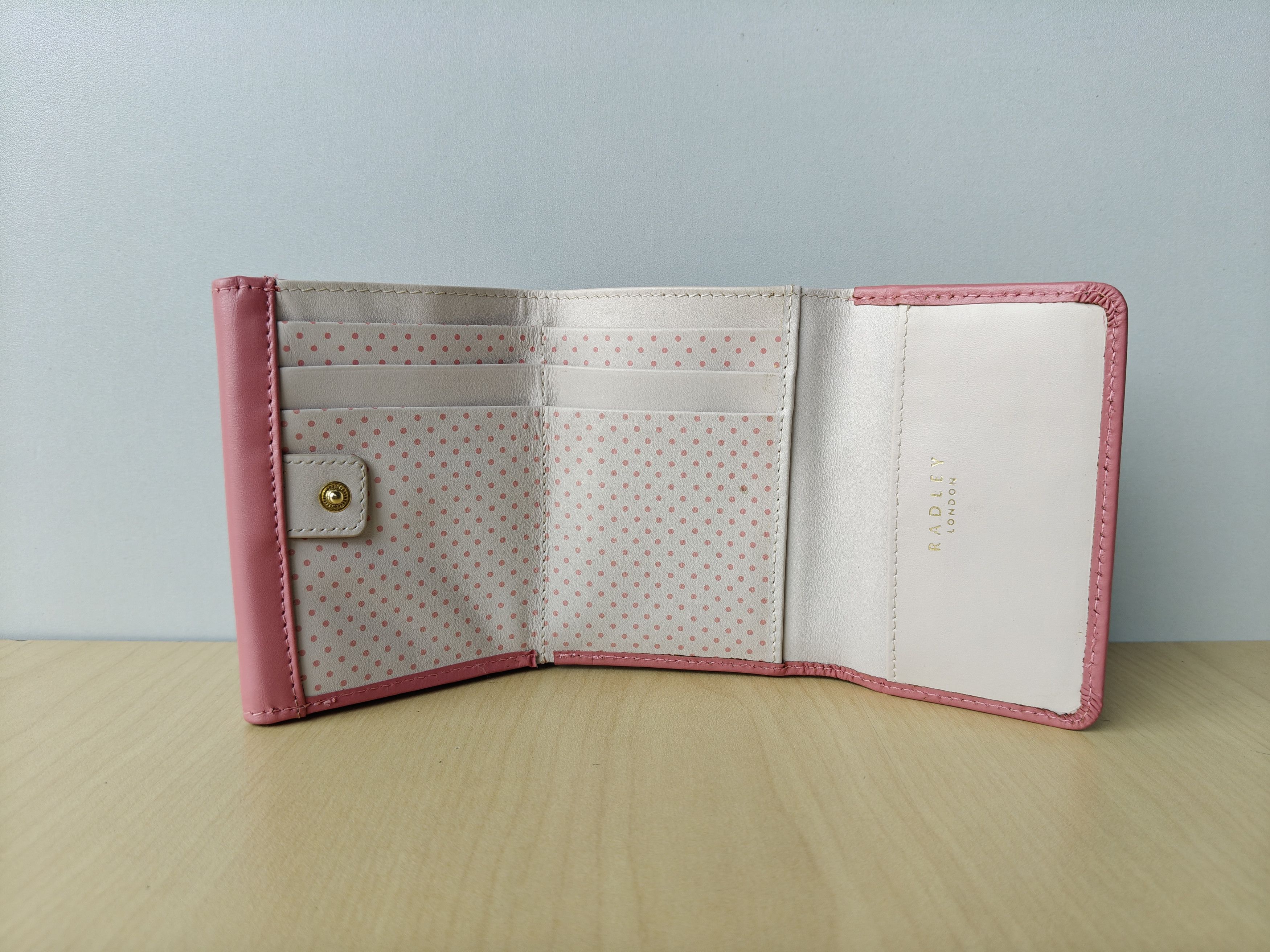 Other Radley London Heritage logo wallet Free Shipping T/7021 Size ONE SIZE - 4 Thumbnail