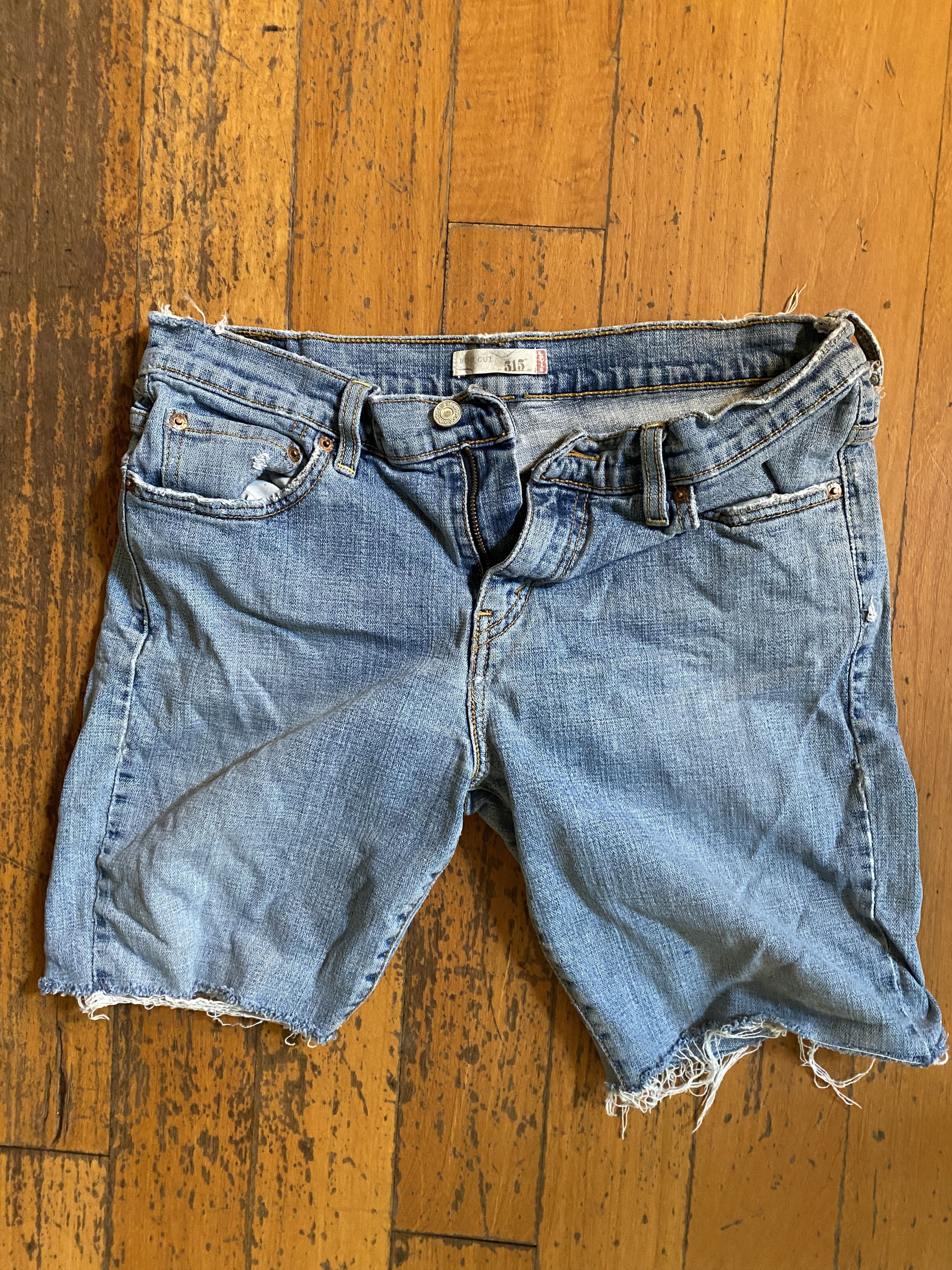 Levi's × Levi's Vintage Clothing × Vintage vintage levi’s cropped shorts Size US 32 / EU 48 - 1 Thumbnail