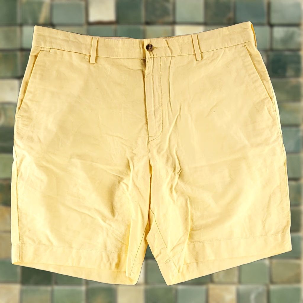 Polo Ralph Lauren Polo Ralph Lauren Shorts Yellow Mens 38 NWT Classic Fit Chino Regular Size 38 Mens Size US M / EU 48-50 / 2 - 1 Thumbnail
