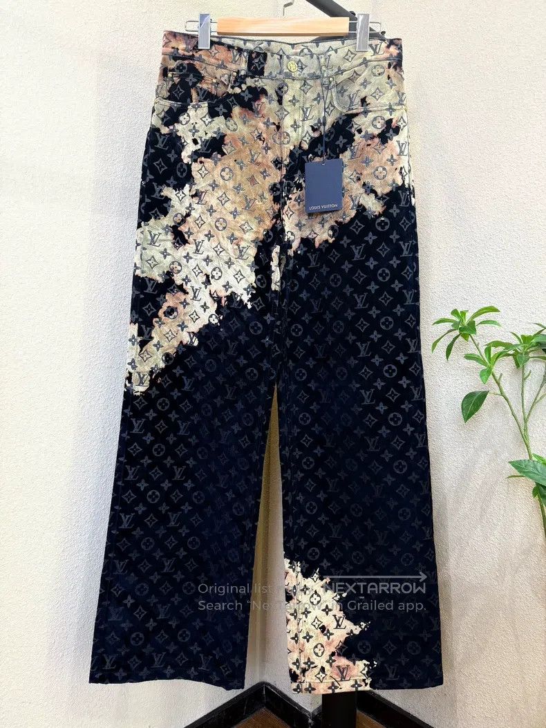 Louis Vuitton Louis Vuitton SS24 Fire Cloud presbyopic jeans Size US 30 / EU 46 - 1 Thumbnail