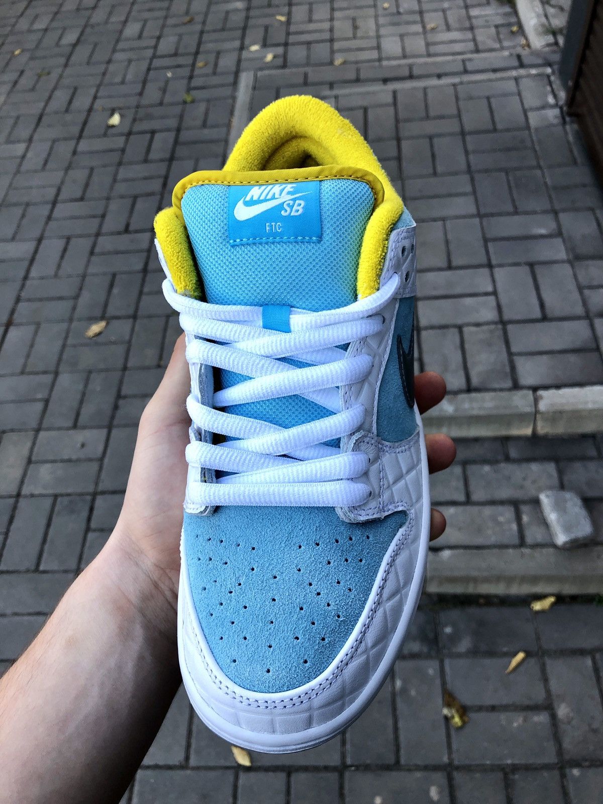 Nike Nike SB Dunk Low Pro FTC Lagoon Pulse Size US 8 / EU 41 - 9 Thumbnail