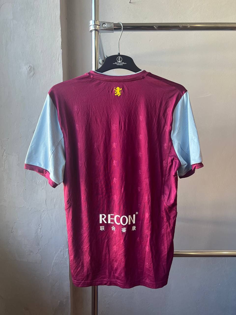Under Armour 2017/18 ASTON VILLA HOME SOCCER JERSEY FOOTBALL SHIRT SIZE L Size US L / EU 52-54 / 3 - 9 Thumbnail