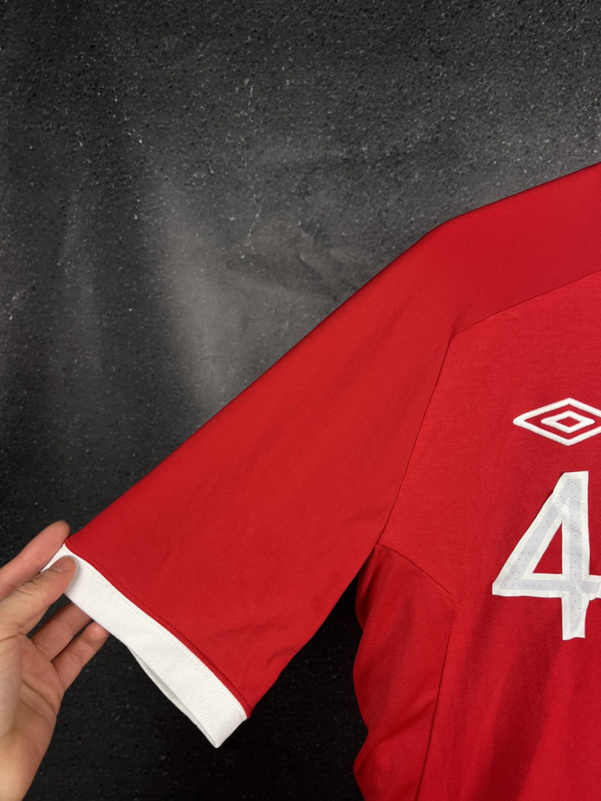 Vintage England 2010 2011 Gerrard World Cup away soccer jersey Size US M / EU 48-50 / 2 - 4 Thumbnail