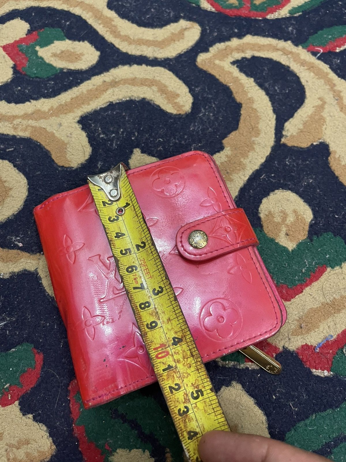Louis Vuitton Fullprint LV Wallet Size ONE SIZE - 16 Thumbnail