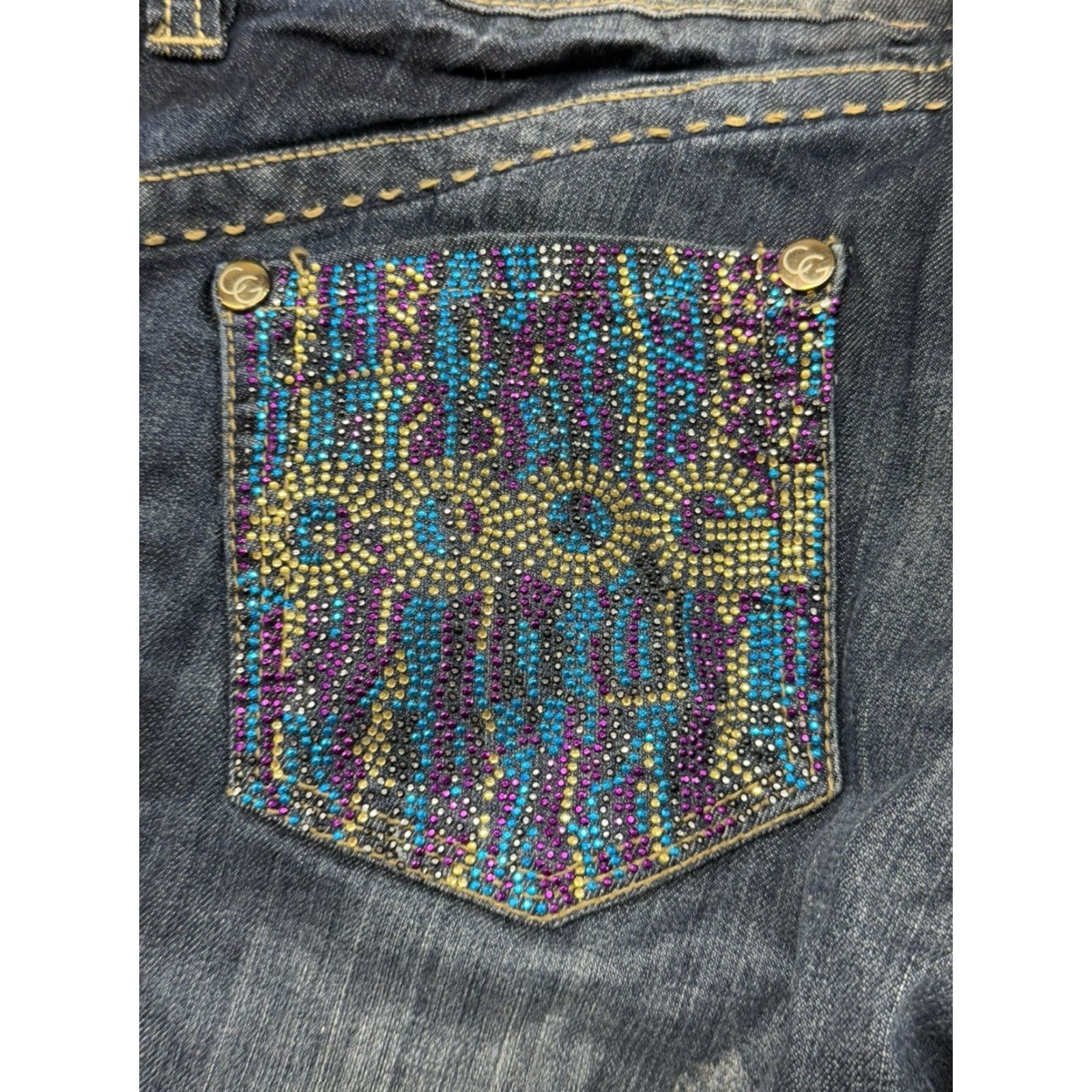 Coogi VINTAGE COOGI Embellished Bling Rhinestone Cuff Denim Shorts Women’s Size 11/12 Size 34" / US 12 / IT 48 - 7 Thumbnail