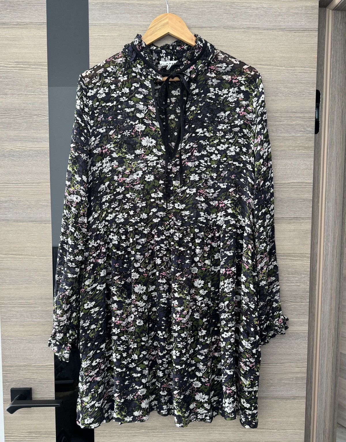 Designer × Ganni Ganni Bow Neck Floral Print Georgette Mini Dress Size XS / US 0-2 / IT 36-38 - 3 Thumbnail