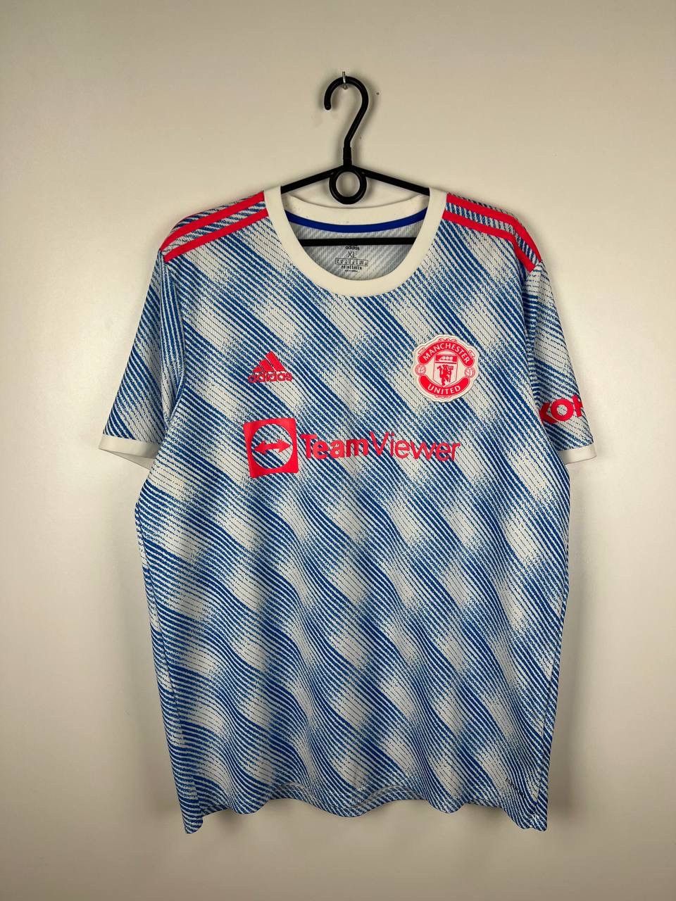 Vintage Manchester United Adidas 2021 jersey t-shirts size XL Size US XL / EU 56 / 4 - 1 Thumbnail