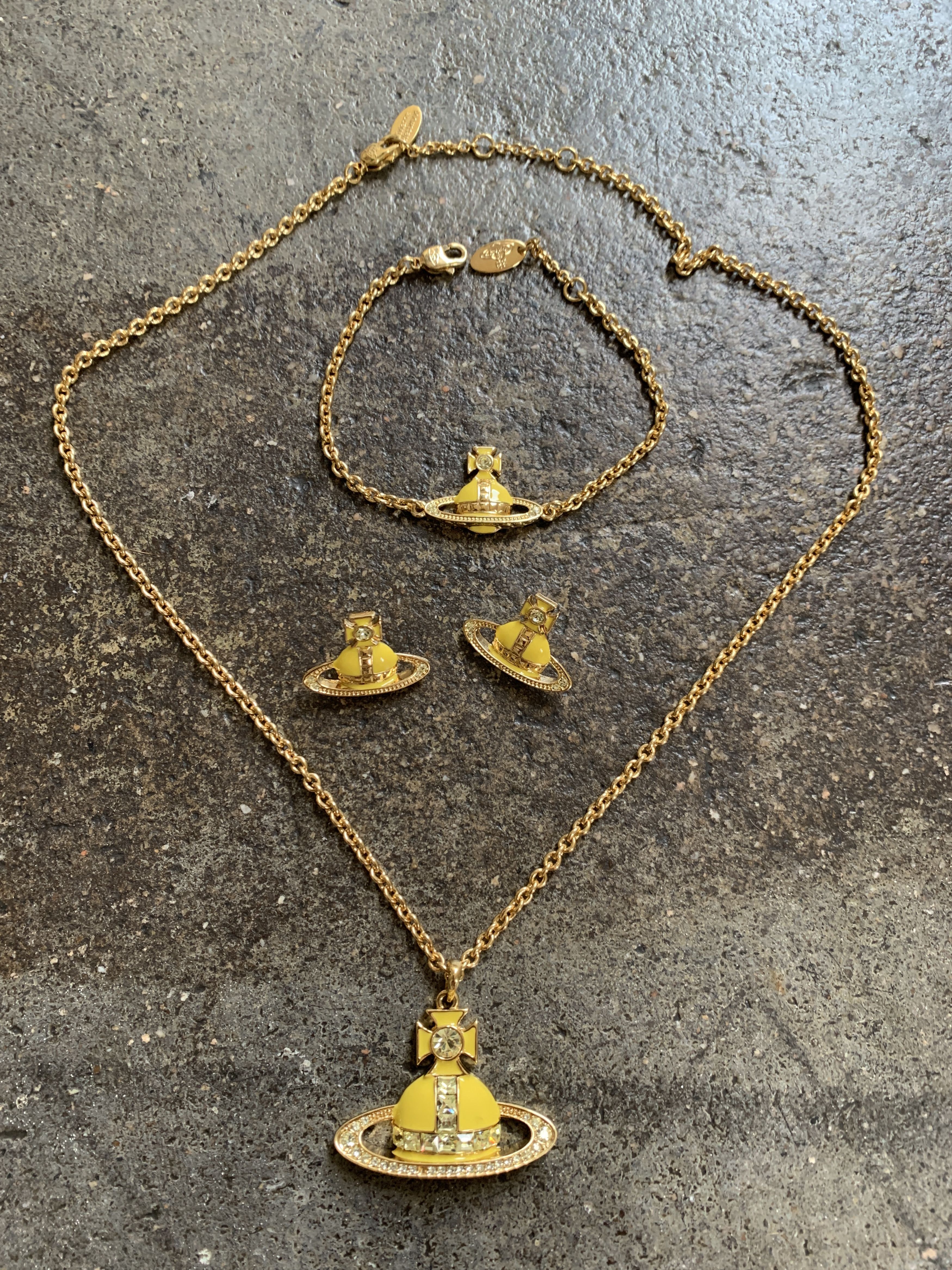 Vivienne Westwood 2014 Vintage New Yellow Orb earrings w/ Swarovski Crystals Size ONE SIZE - 6 Thumbnail