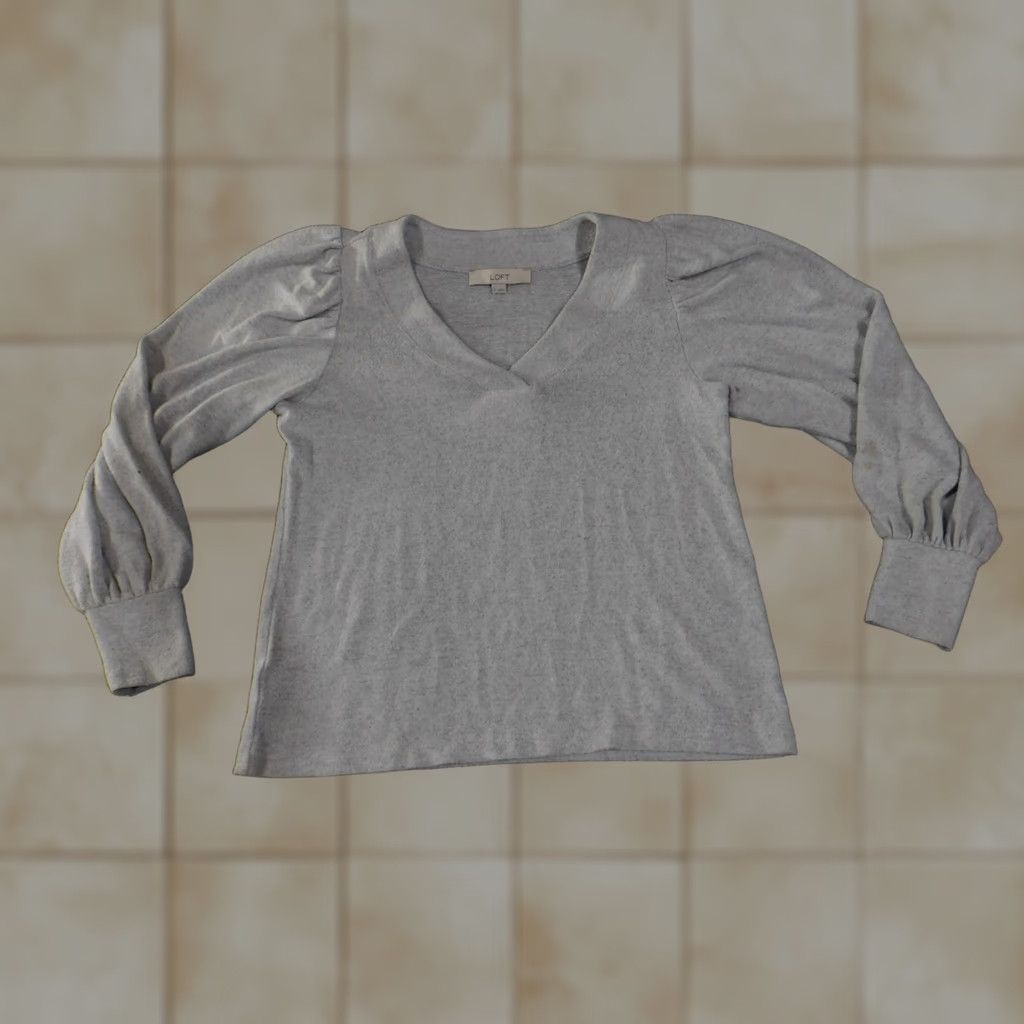 Loft LOFT Sweater Womens Small Gray Puff Sleeve V Neck Knit Top Pullover Regular Size S Size S / US 4 / IT 40 - 1 Thumbnail
