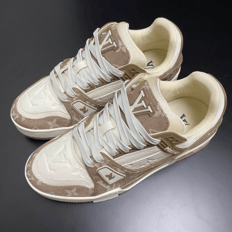 Louis Vuitton Louis Vuitton Low-Top Sneakers Size US 6 / IT 36 - 1 Thumbnail