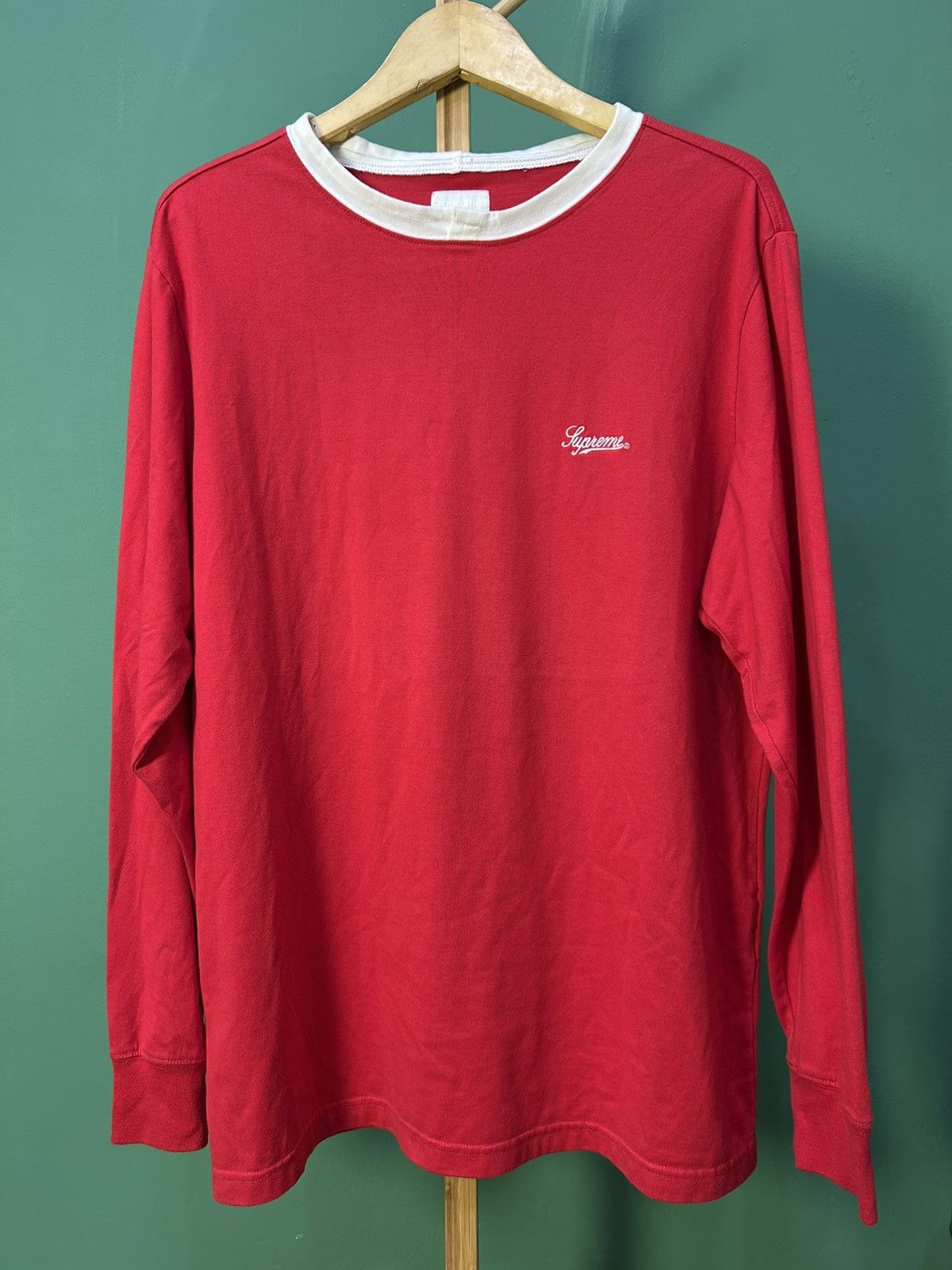 Supreme Supreme Red Piping Script Long Sleeve Size US L / EU 52-54 / 3 - 1 Thumbnail