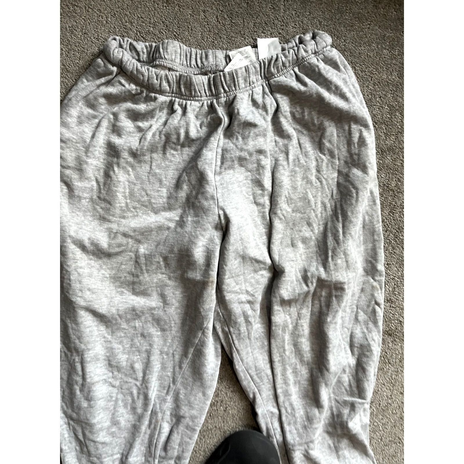 H&M H&M Divided Sweatpants Gray Large Tapered Women’s Solid Size Size 26" / US 2 / IT 38 - 2 Thumbnail